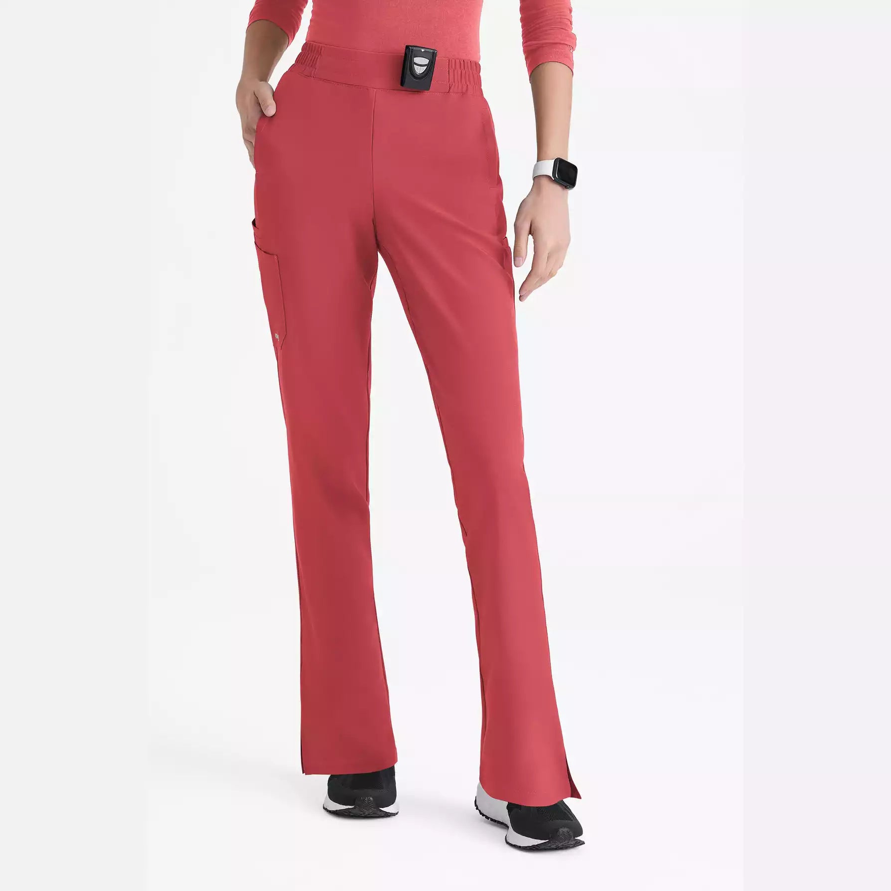 Grey's Anatomy Evolve 6 Pocket Tapered Leg Pant | GSSP627