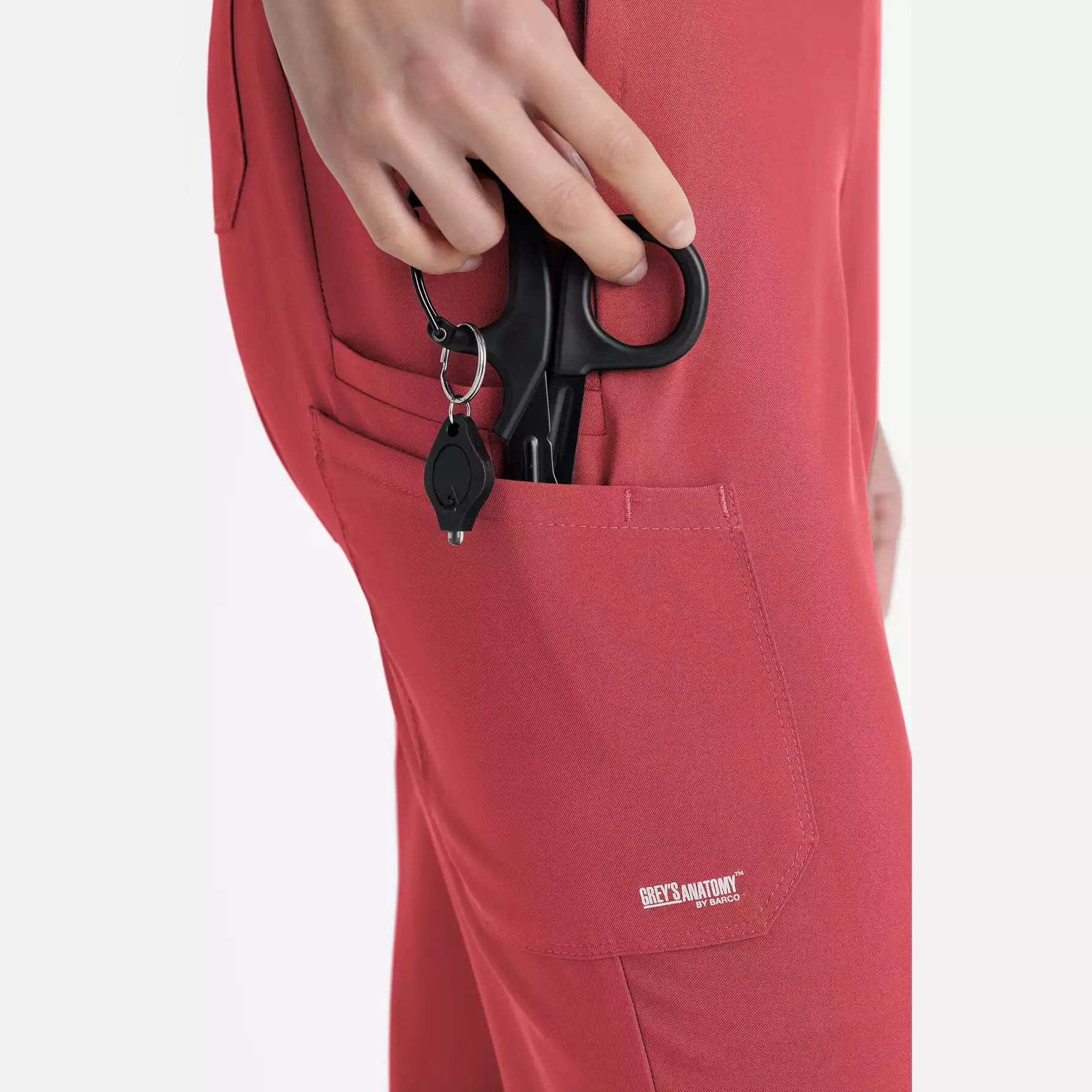 Grey's Anatomy Evolve 6 Pocket Tapered Leg Pant | GSSP627