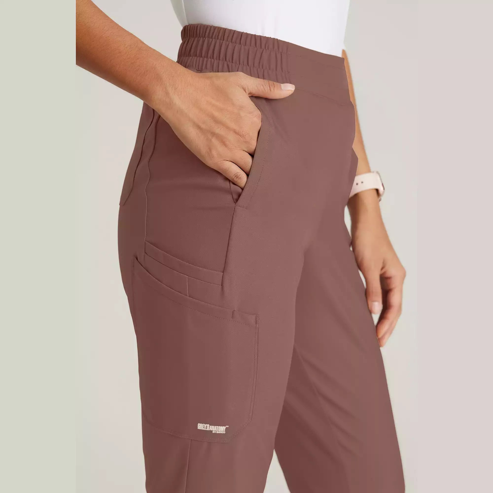 Grey's Anatomy Evolve 6 Pocket Tapered Leg Pant | GSSP627