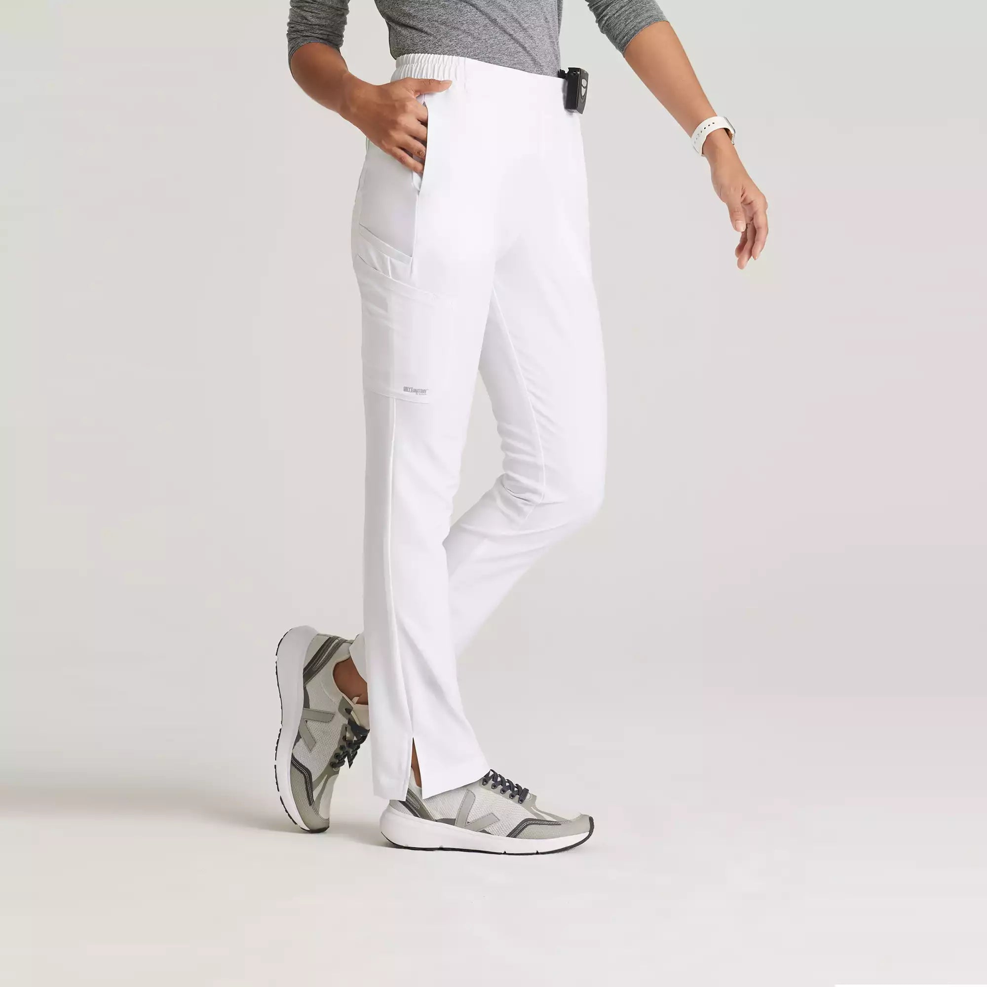 Grey's Anatomy Evolve 6 Pocket Tapered Leg Pant | GSSP627