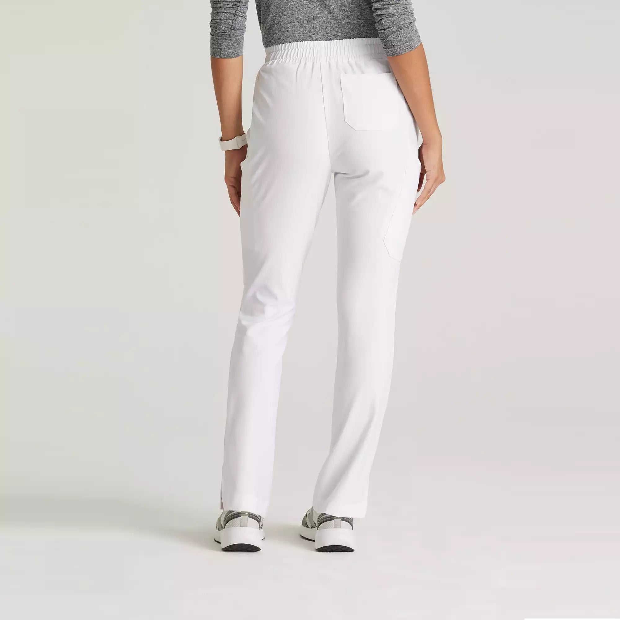 Grey's Anatomy Evolve 6 Pocket Tapered Leg Pant | GSSP627
