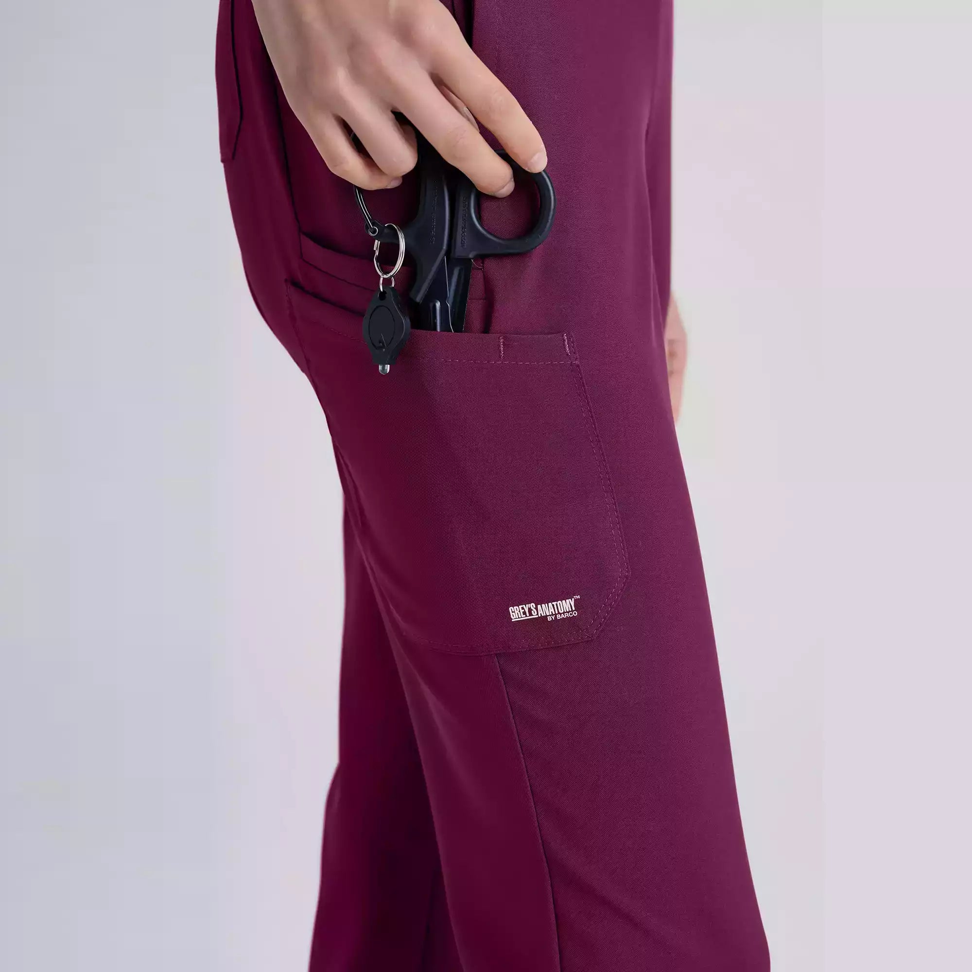 Grey's Anatomy Evolve 6 Pocket Tapered Leg Pant | GSSP627