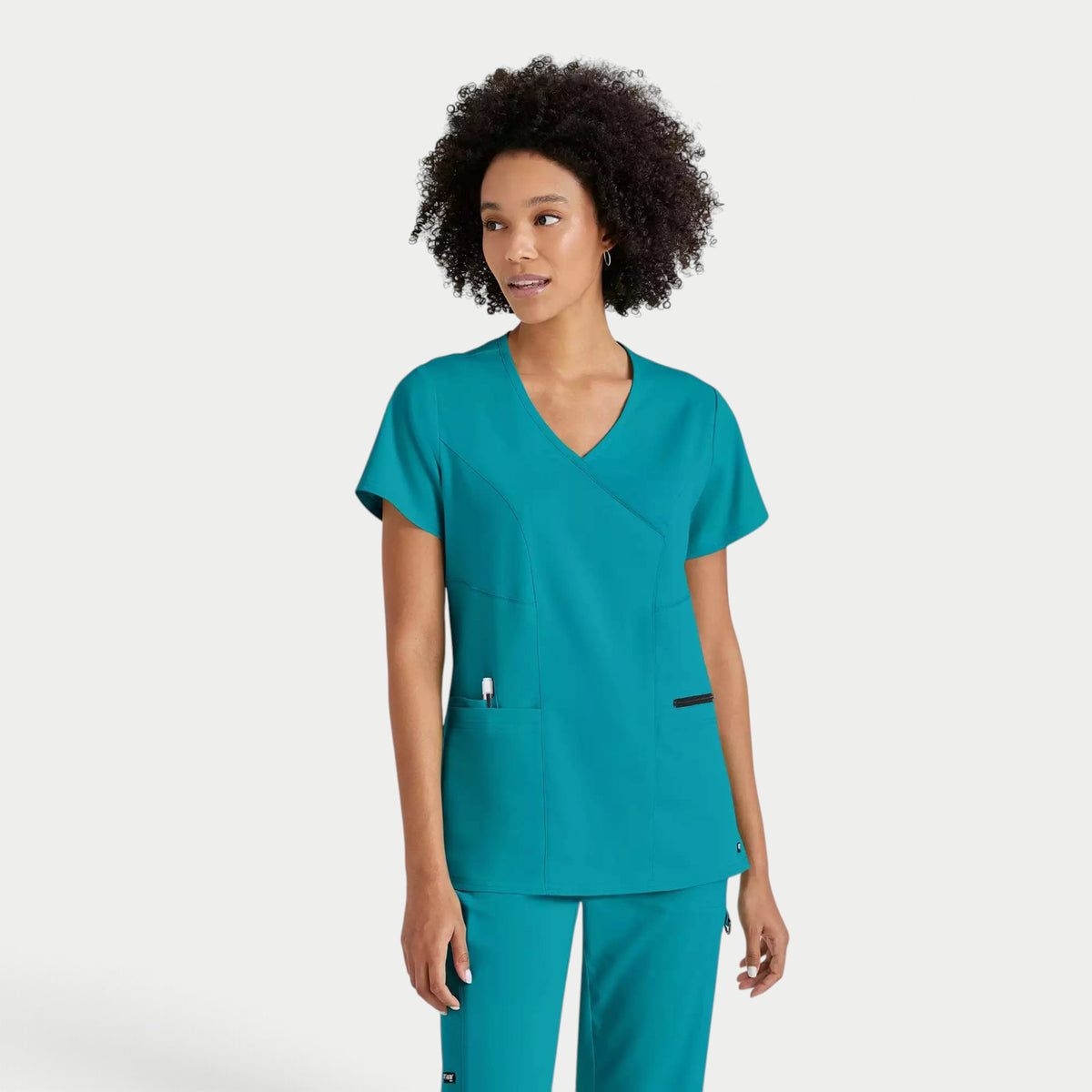 Kim 3-Pocket V-Neck Top | GRST001