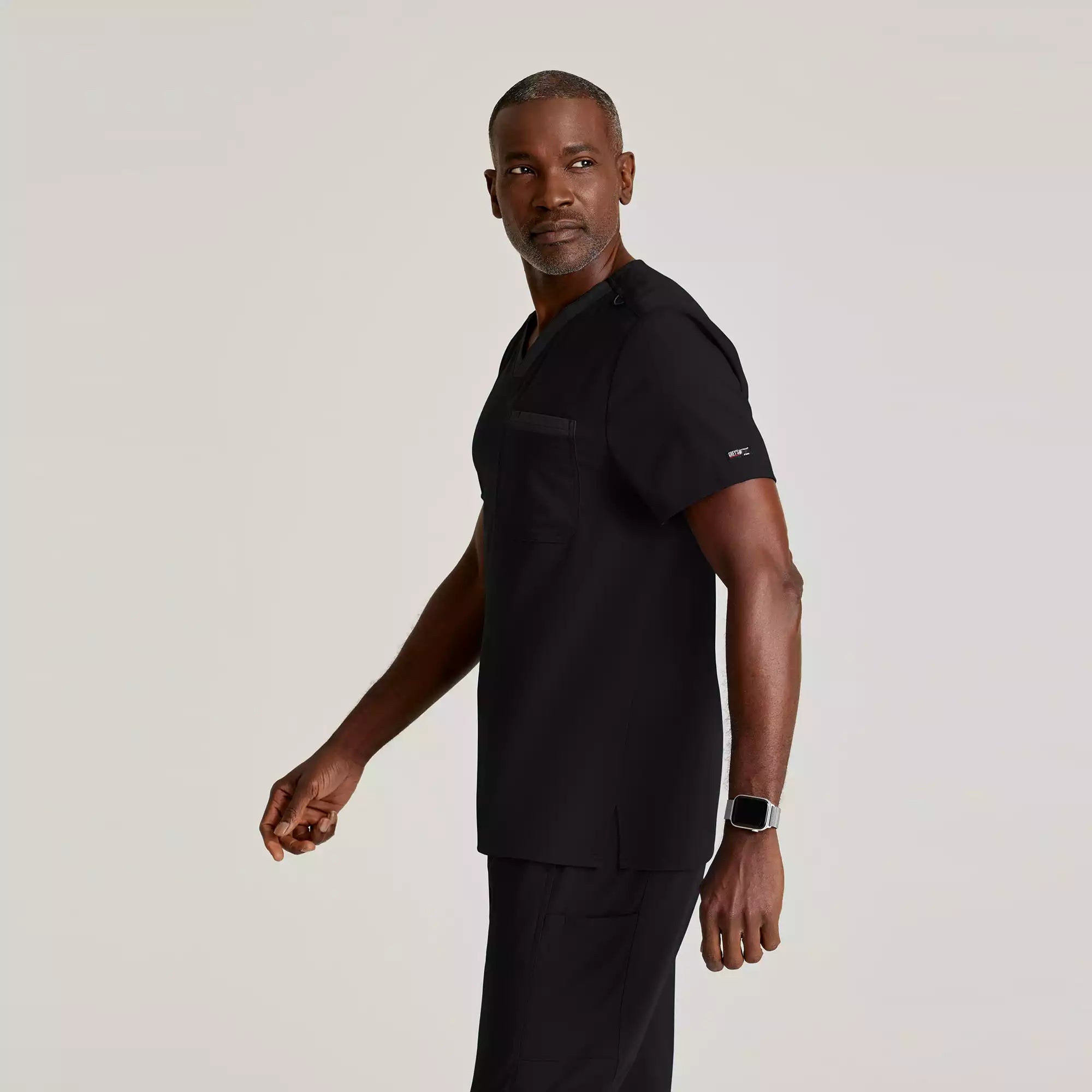 Grey's Anatomy Spandex Stretch Men's 2 Pocket Two-Toned V-neck Top | GRST204