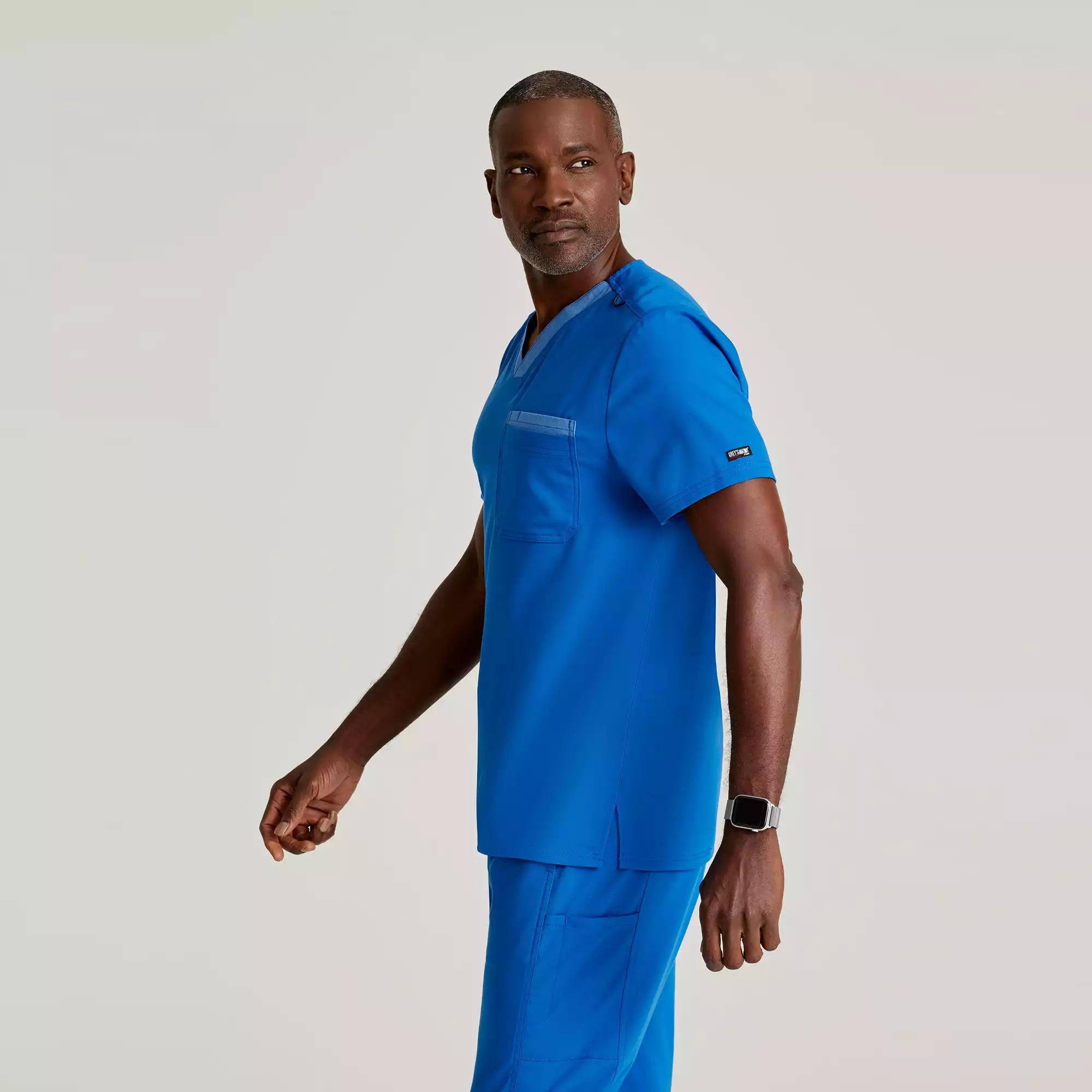 Grey's Anatomy Spandex Stretch Men's 2 Pocket Two-Toned V-neck Top | GRST204