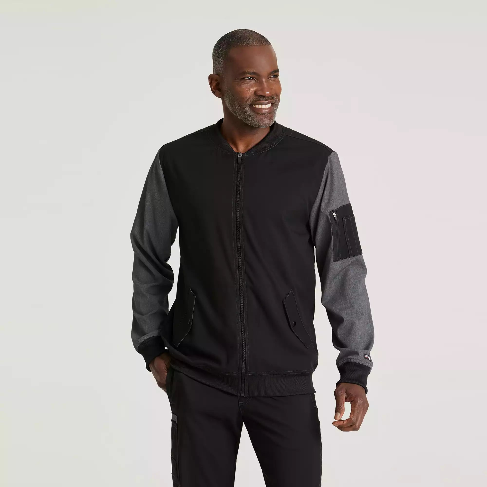 Men's 4 Pocket Two-Toned Zip Front Warm Up Jacket | GRSW892