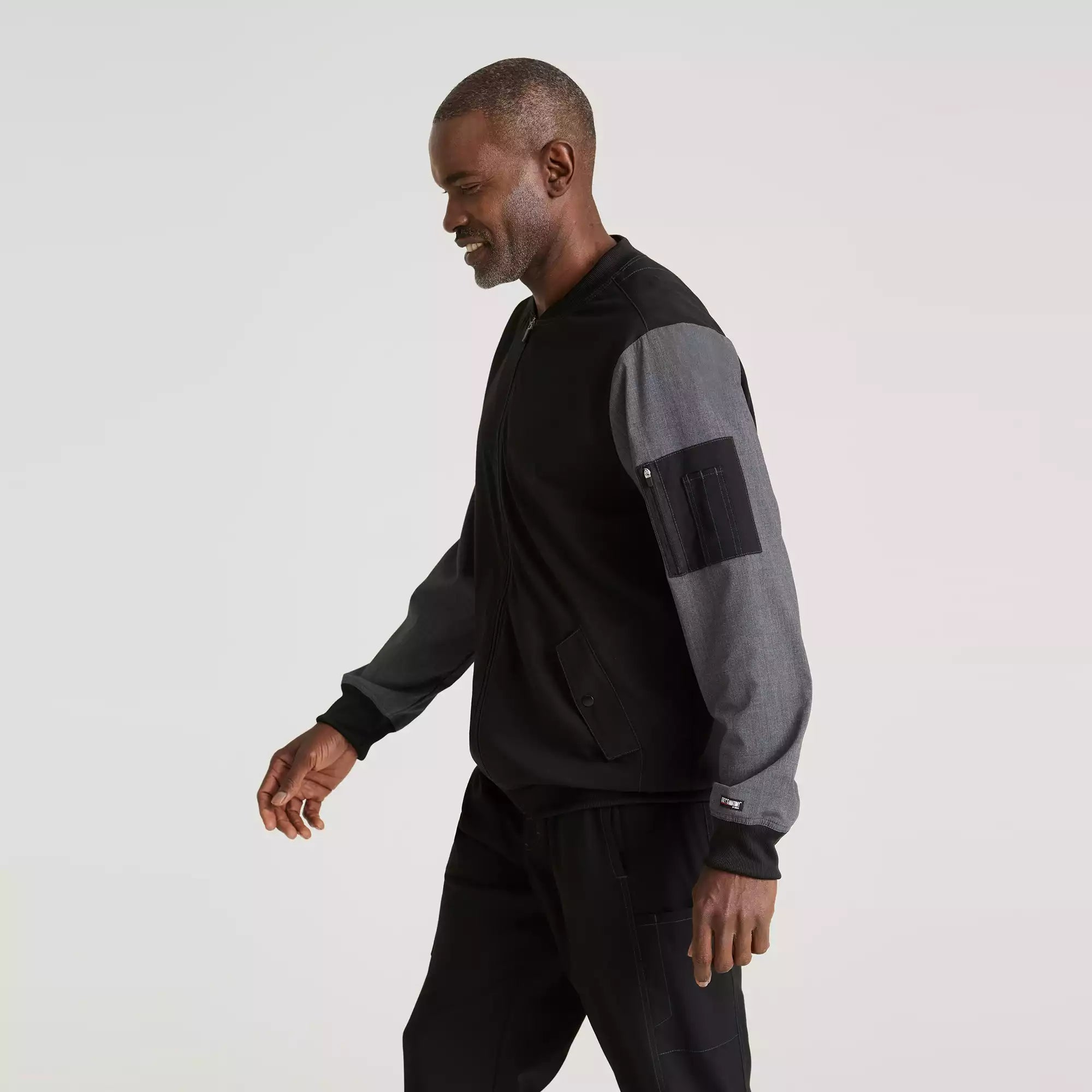 Men's 4 Pocket Two-Toned Zip Front Warm Up Jacket | GRSW892
