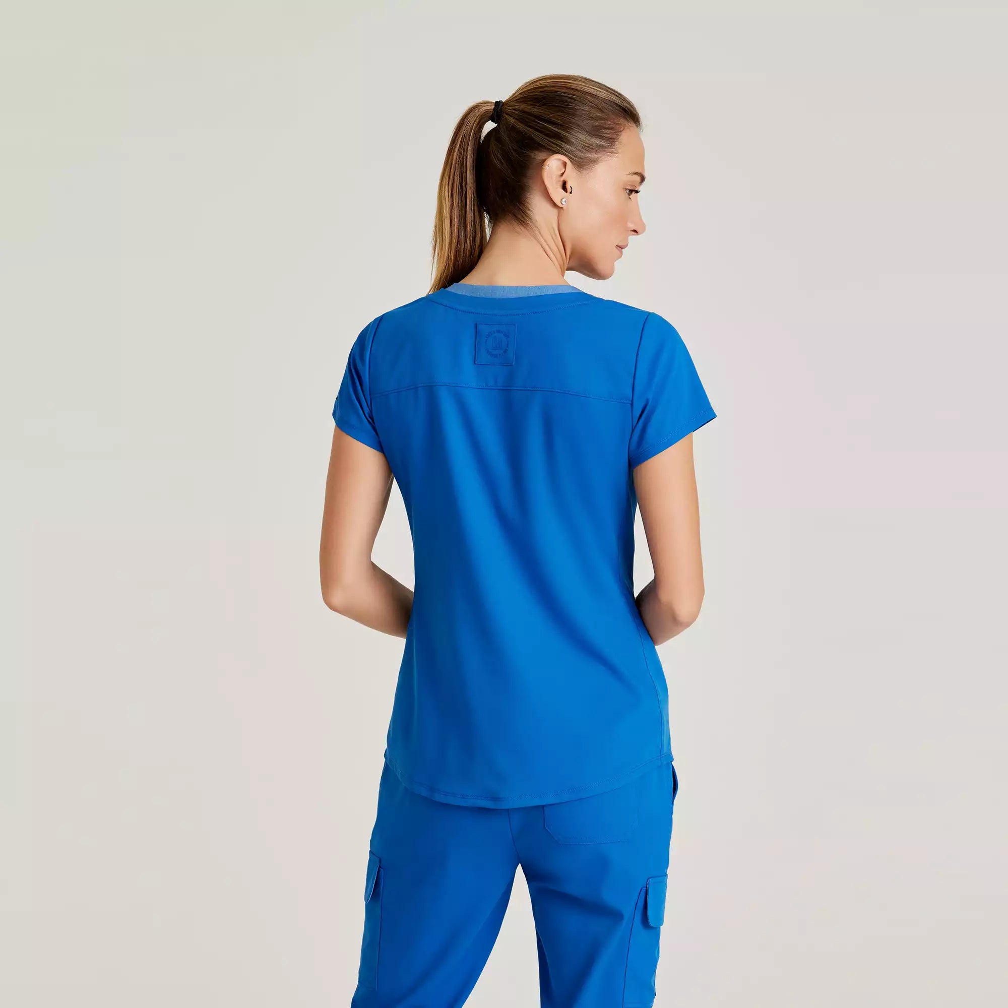 Grey's Anatomy Spandex Stretch Women's 4 Pocket Two-Toned V-neck Top | GRST194