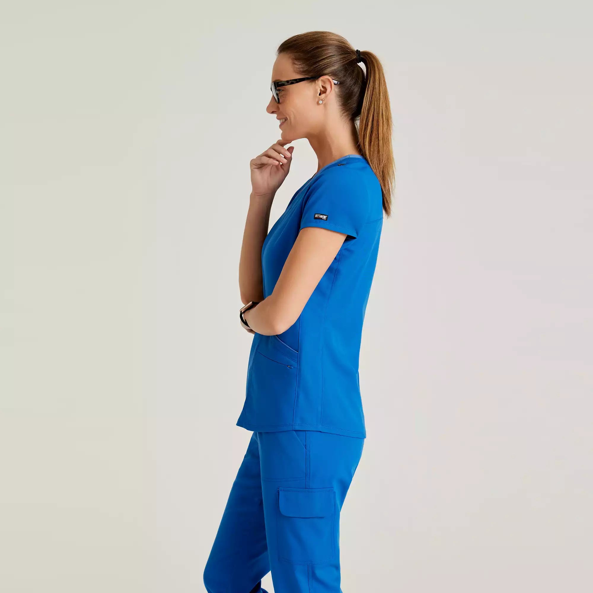 Grey's Anatomy Spandex Stretch Women's 4 Pocket Two-Toned V-neck Top | GRST194