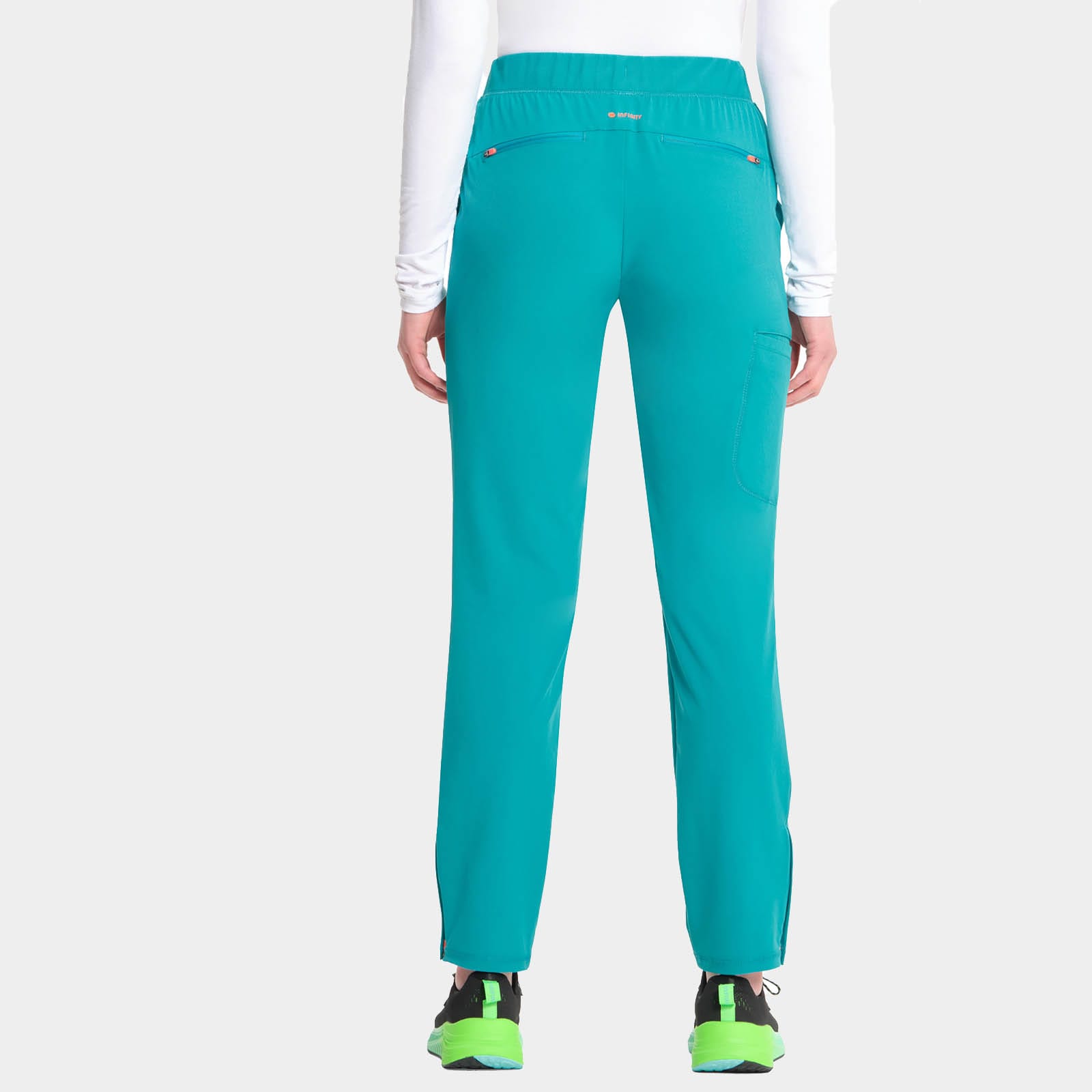 Mid Rise Pull-on Tapered Leg Cargo Pant Petite Length| IN120AP