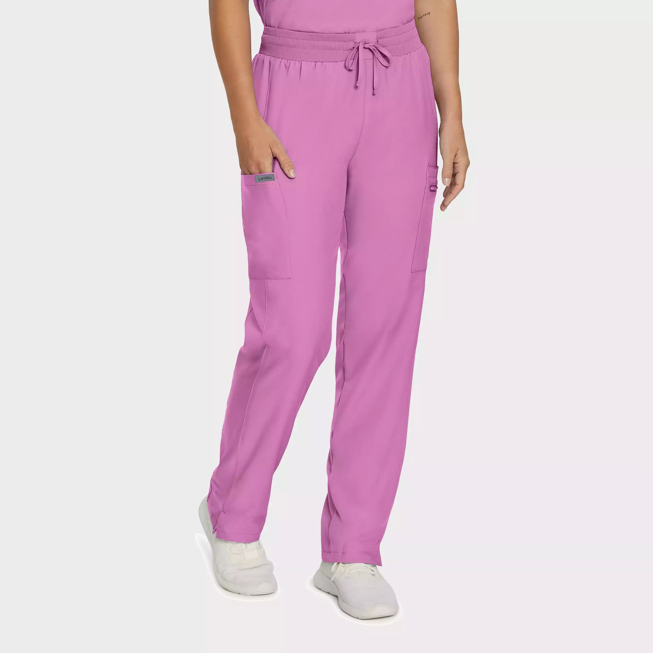 Landau Forward Women's Cargo Scrub Pants | LB400