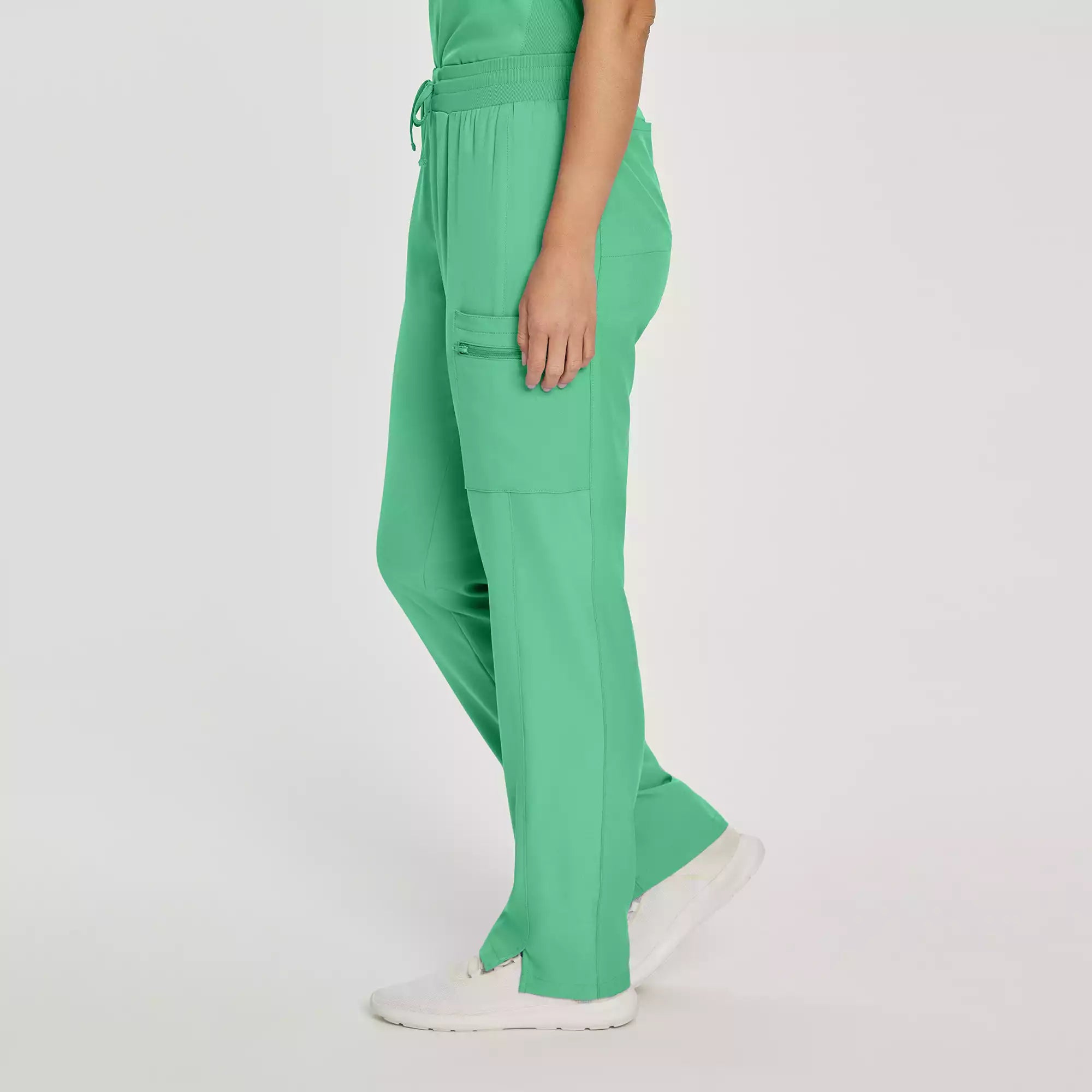 Landau Forward Women's Cargo Scrub Pants | LB400