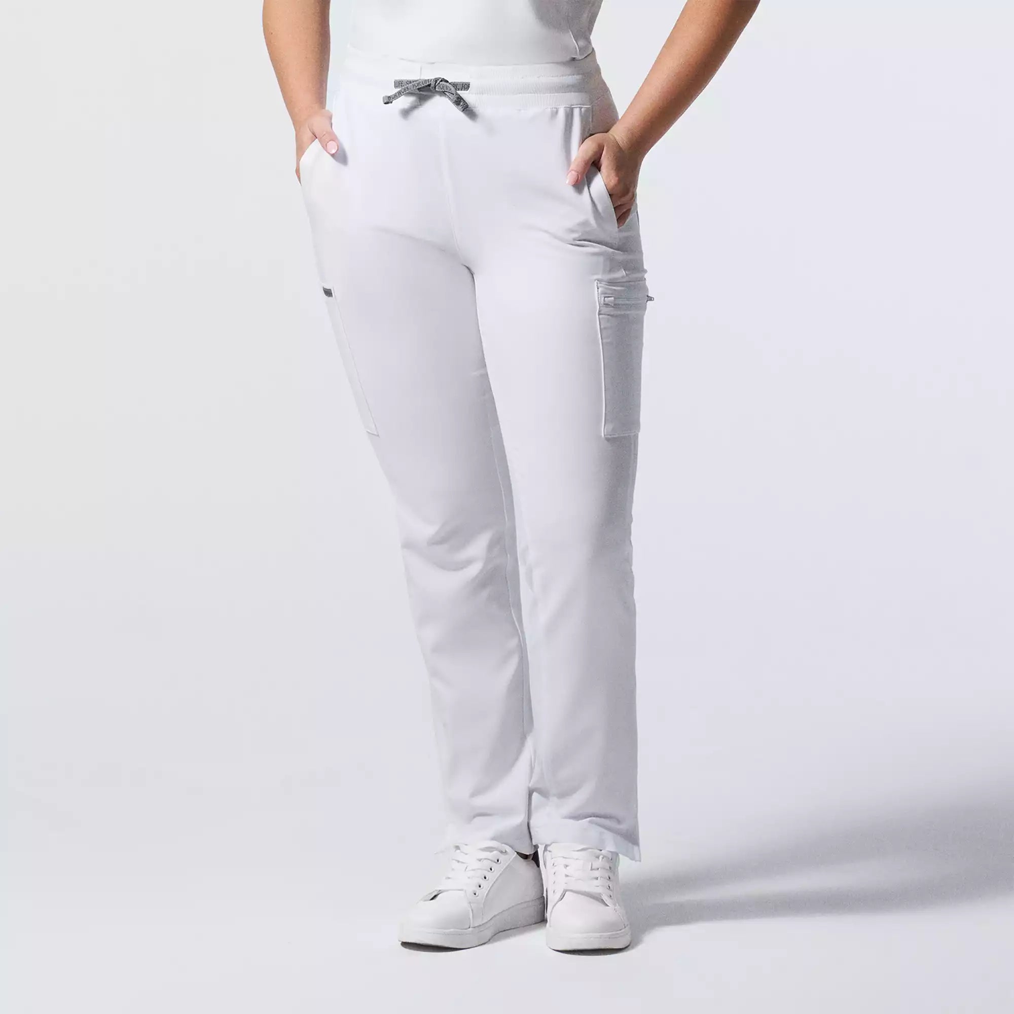 Landau Forward Women's Cargo Scrub Pants | LB400