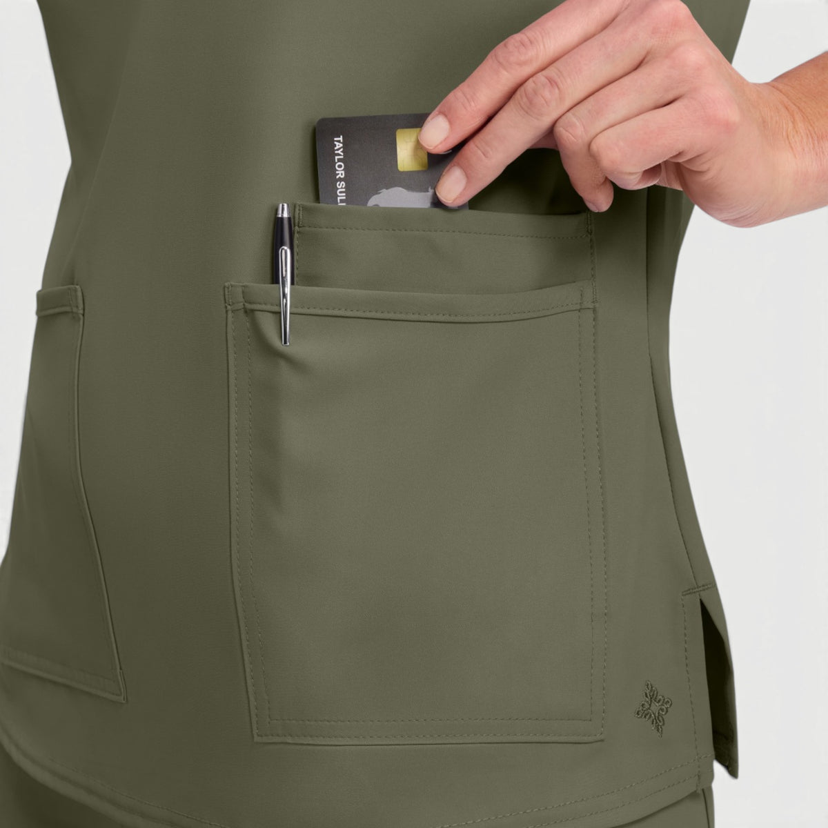 MC Insight 3 Pocket Top | MC2411