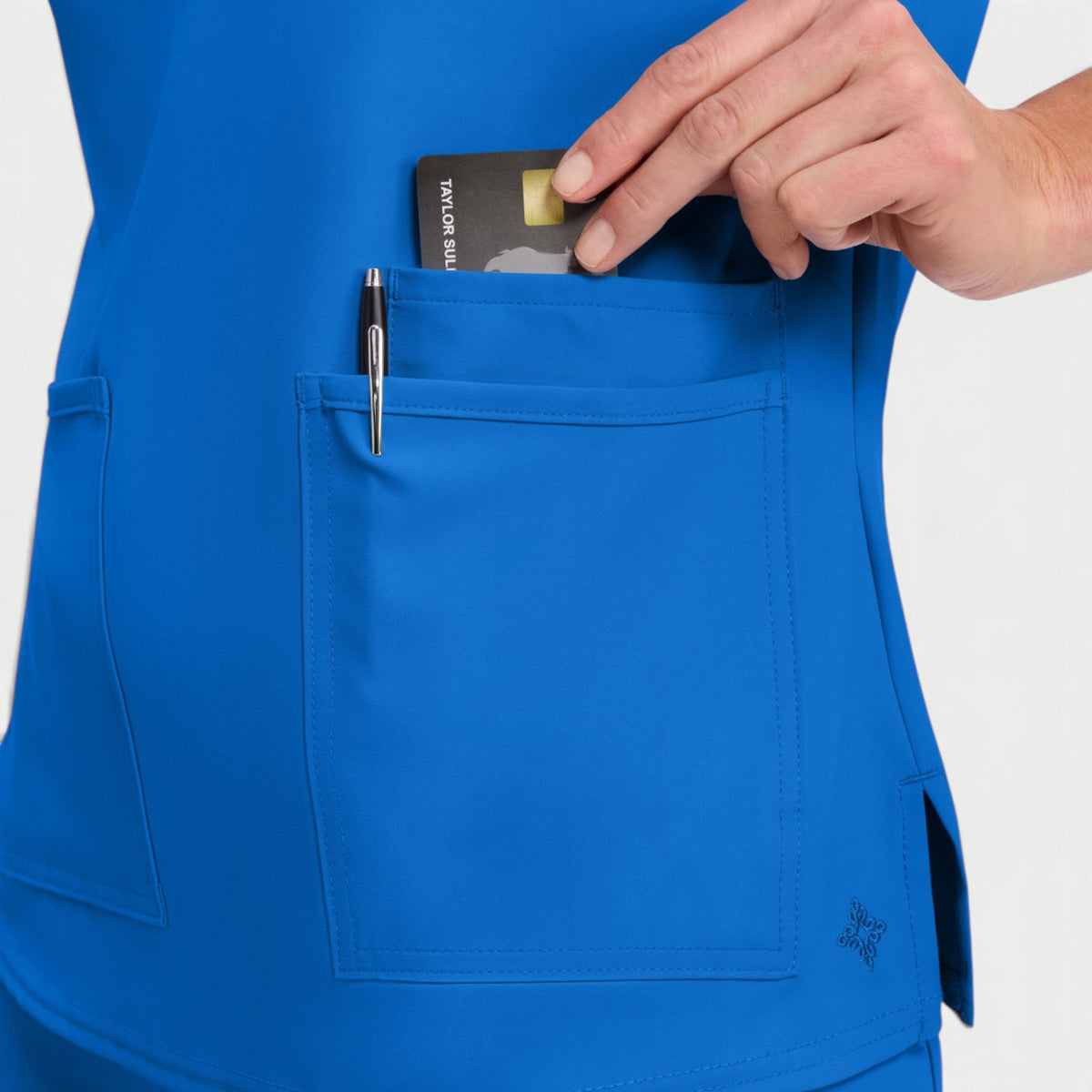 MC Insight 3 Pocket Top | MC2411