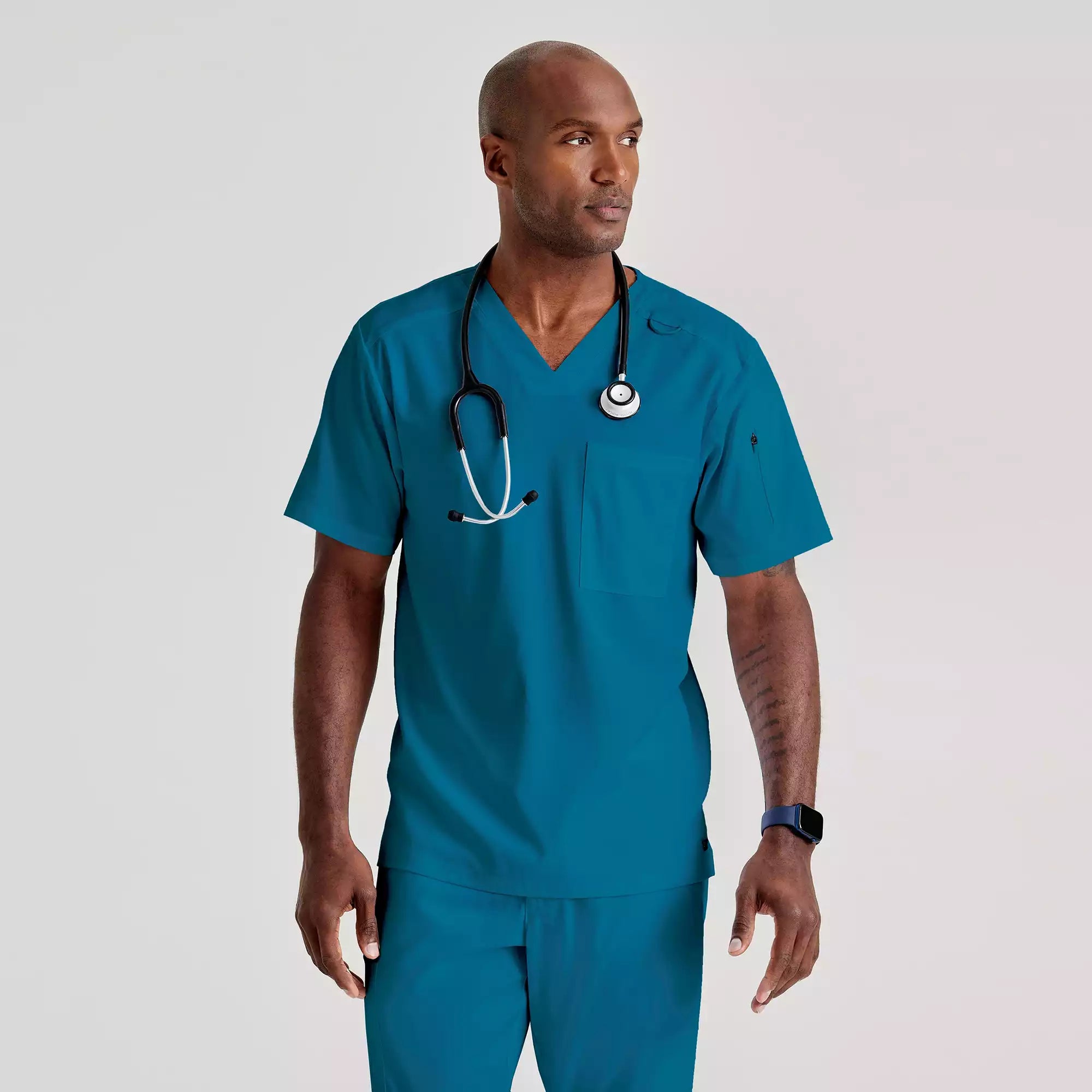 Men's Chest Pocket V-Neck Scrub Top | GRST079
