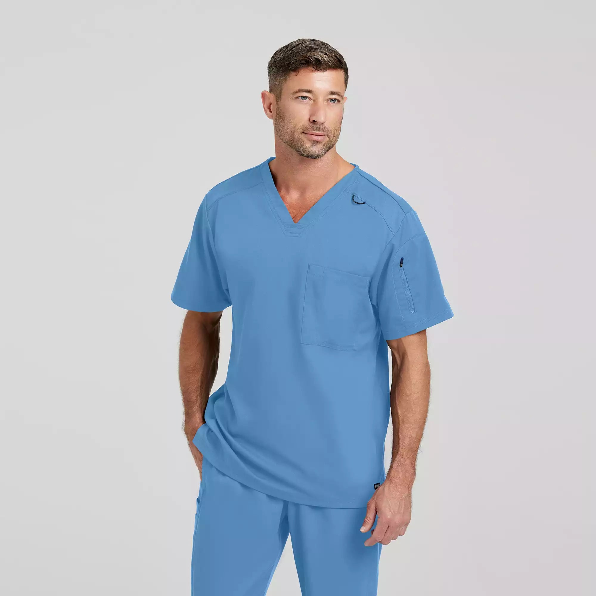 Men's Chest Pocket V-Neck Scrub Top | GRST079