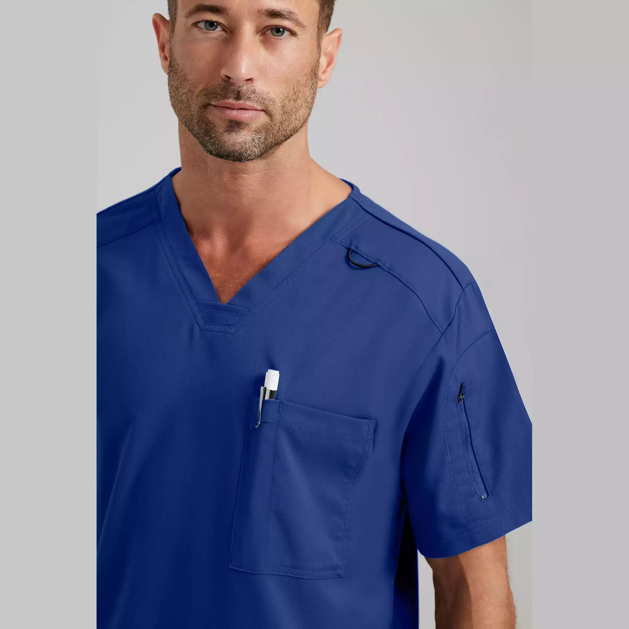 Men's Chest Pocket V-Neck Scrub Top | GRST079