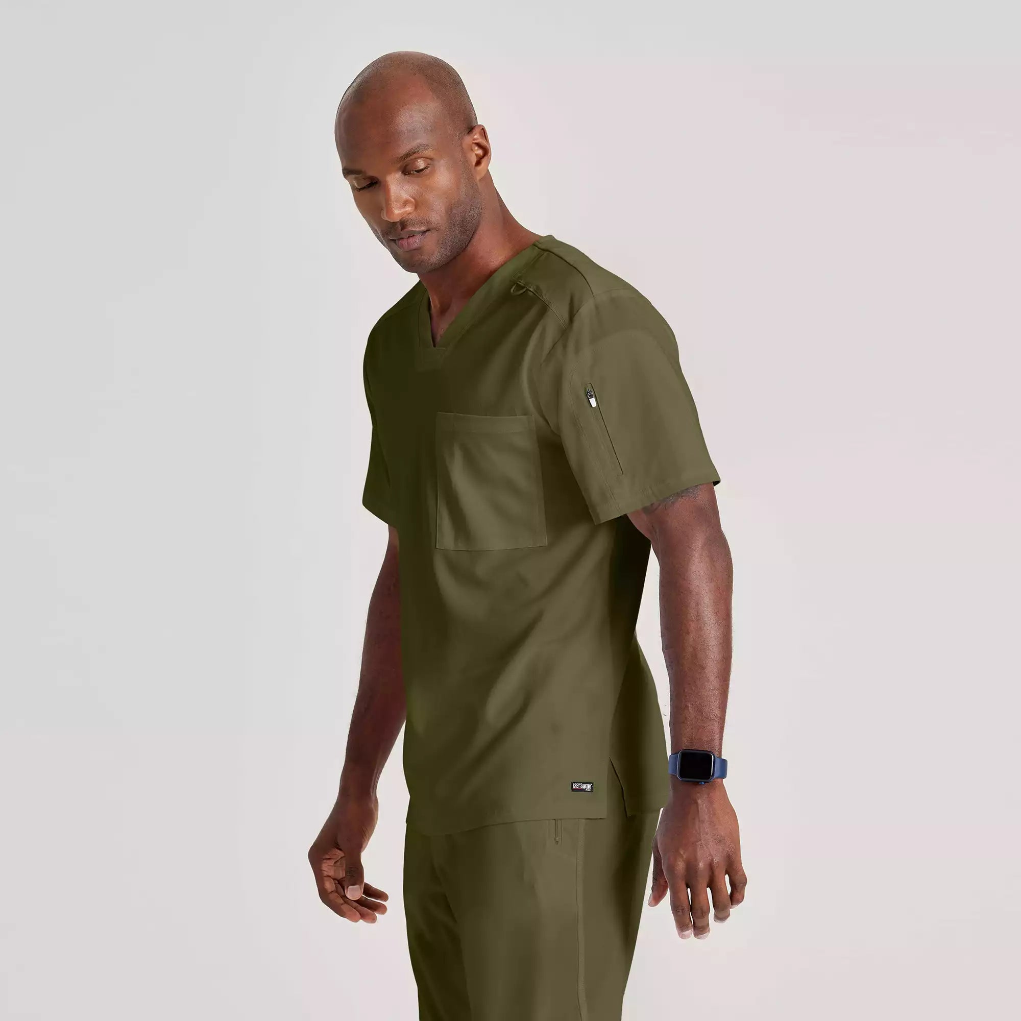 Men's Chest Pocket V-Neck Scrub Top | GRST079
