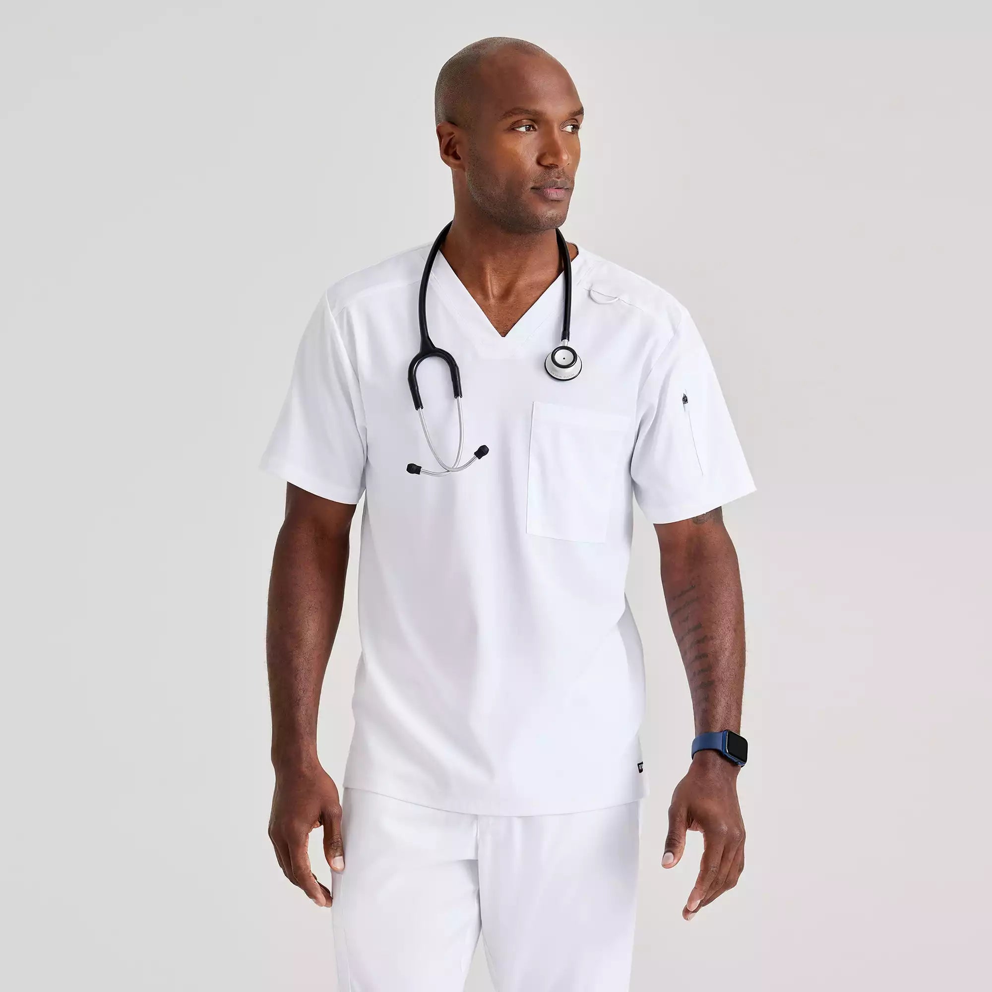 Men's Chest Pocket V-Neck Scrub Top | GRST079