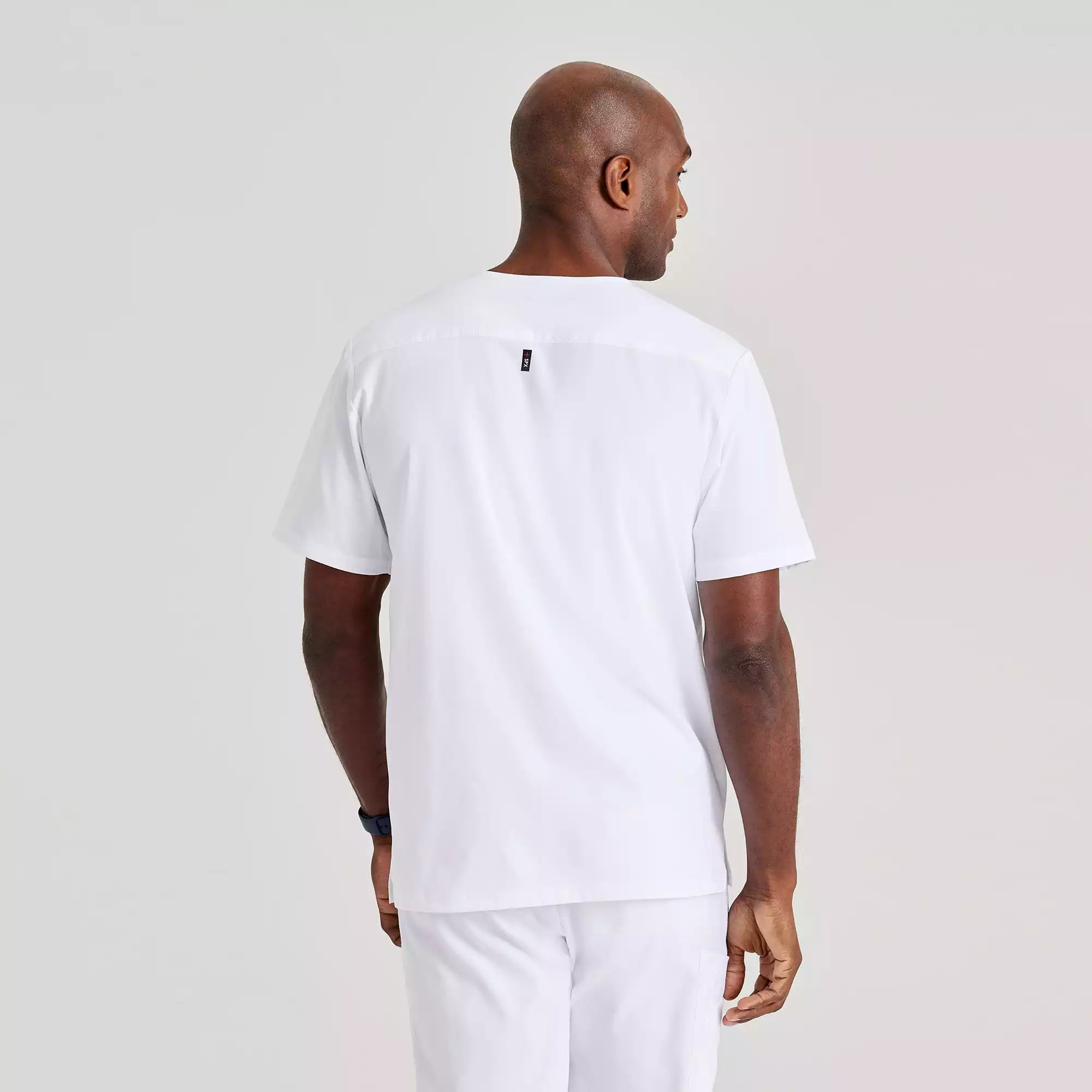Men's Chest Pocket V-Neck Scrub Top | GRST079