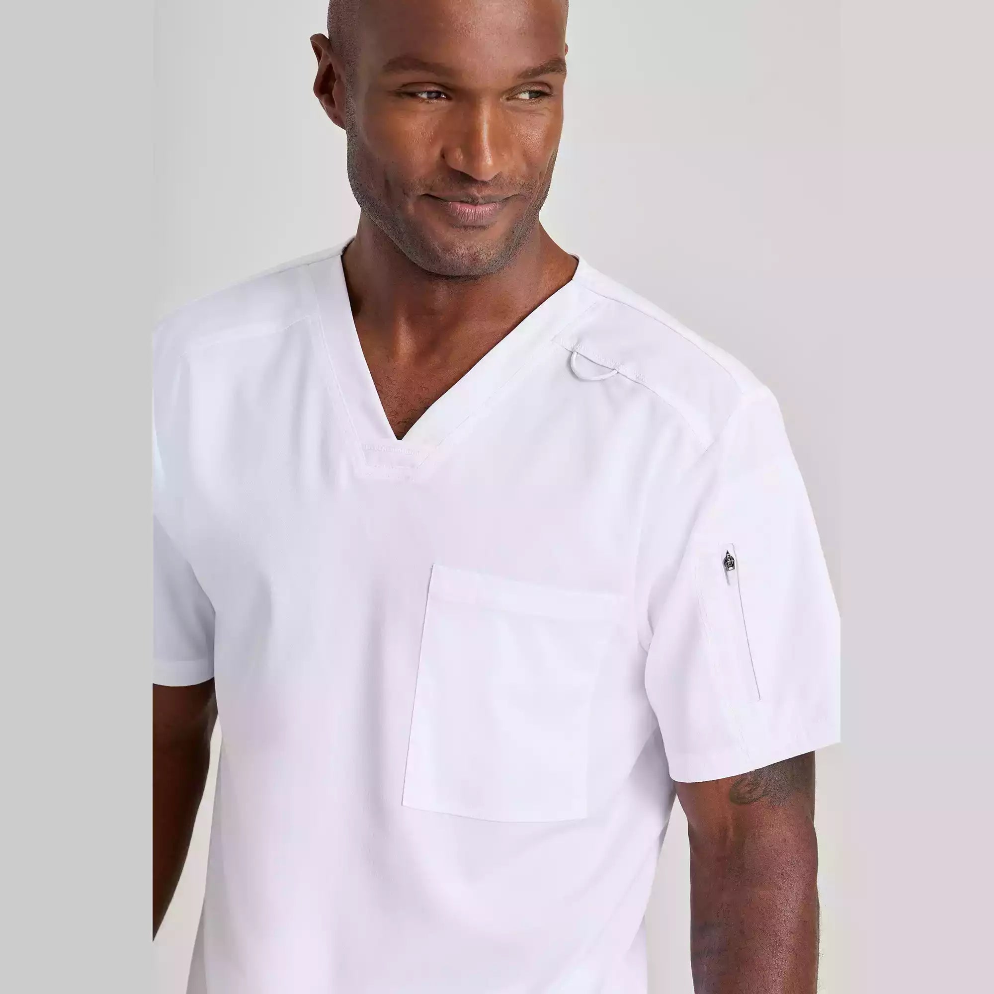 Men's Chest Pocket V-Neck Scrub Top | GRST079