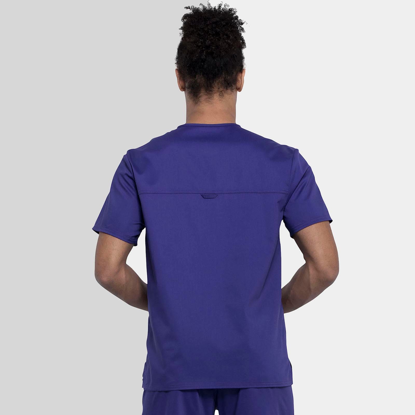 Men's Tuckable V-Neck Top | WW690