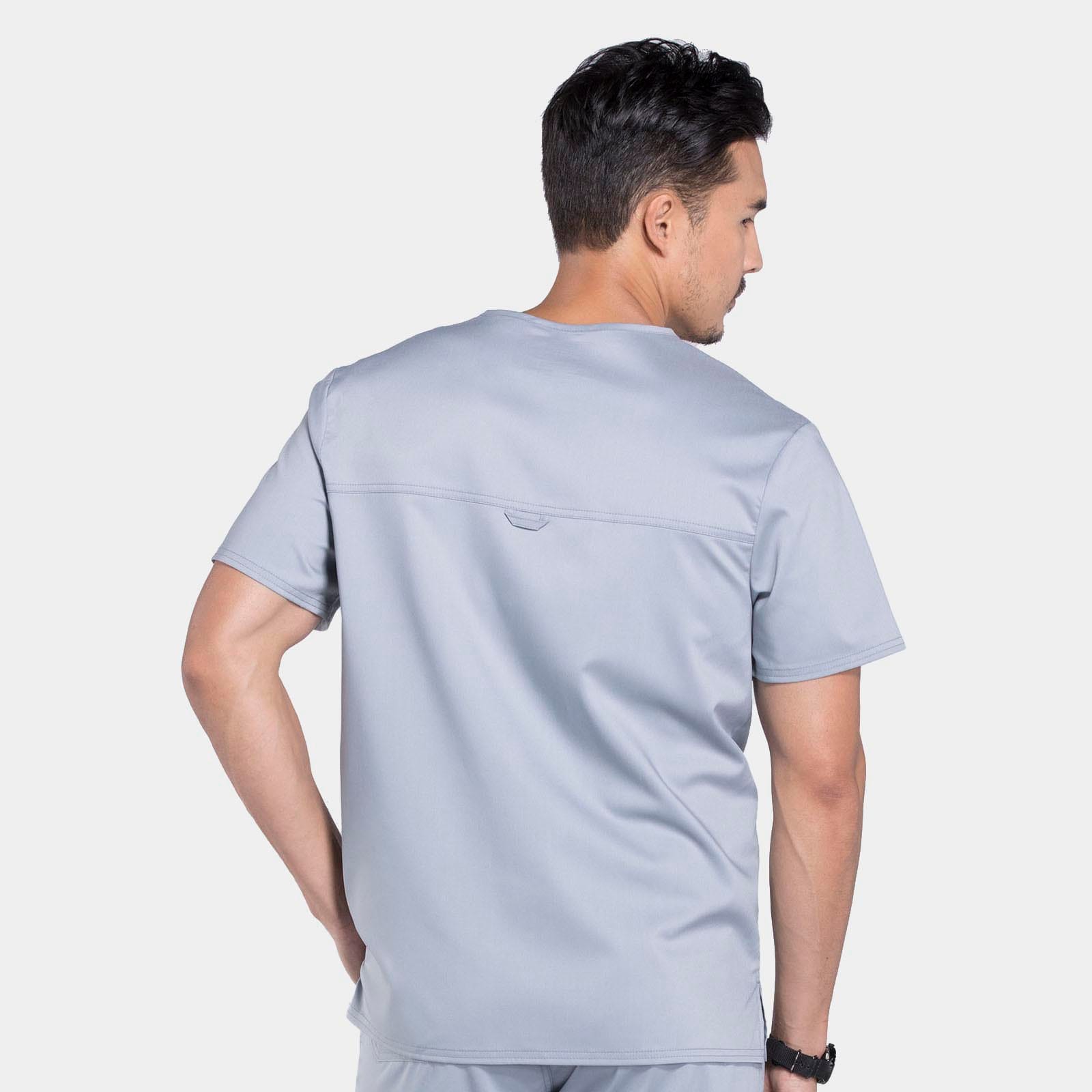 Men's Tuckable V-Neck Top | WW690