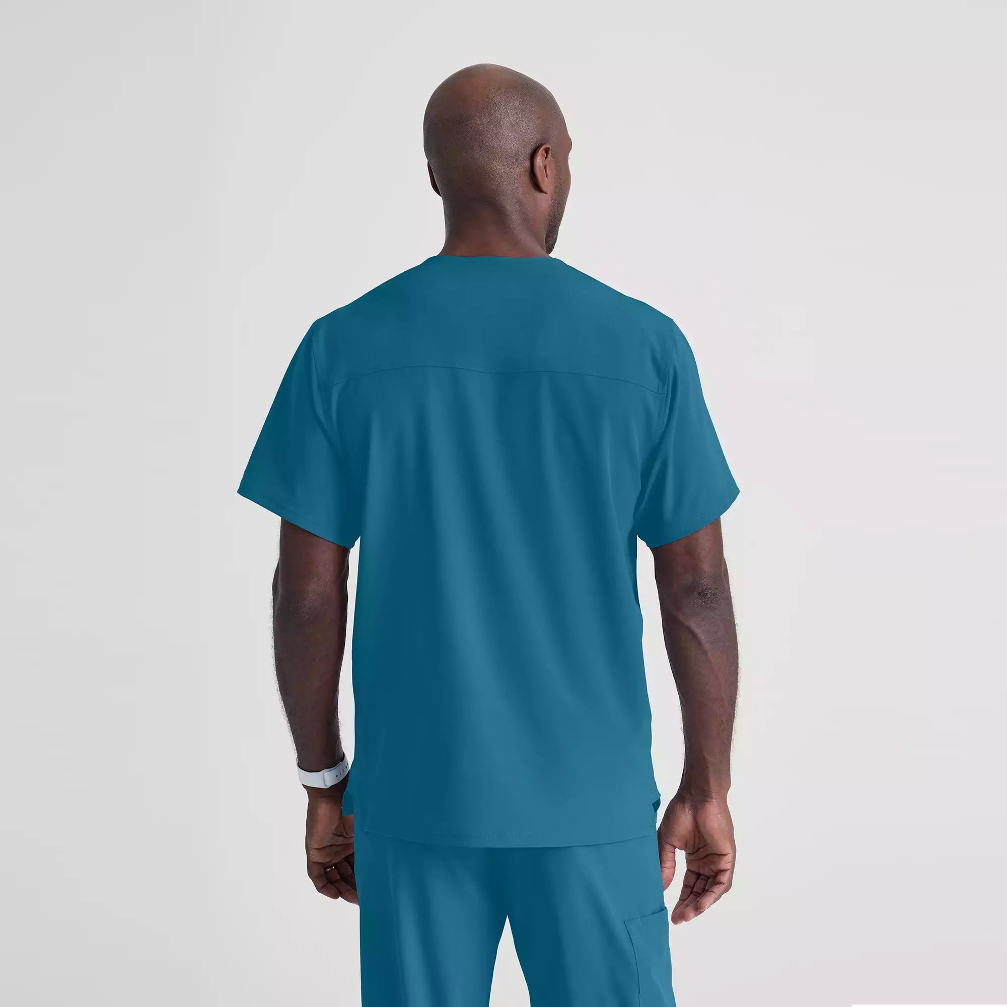 Men's V-Neck Cargo Pocket Scrub Top | SK0112