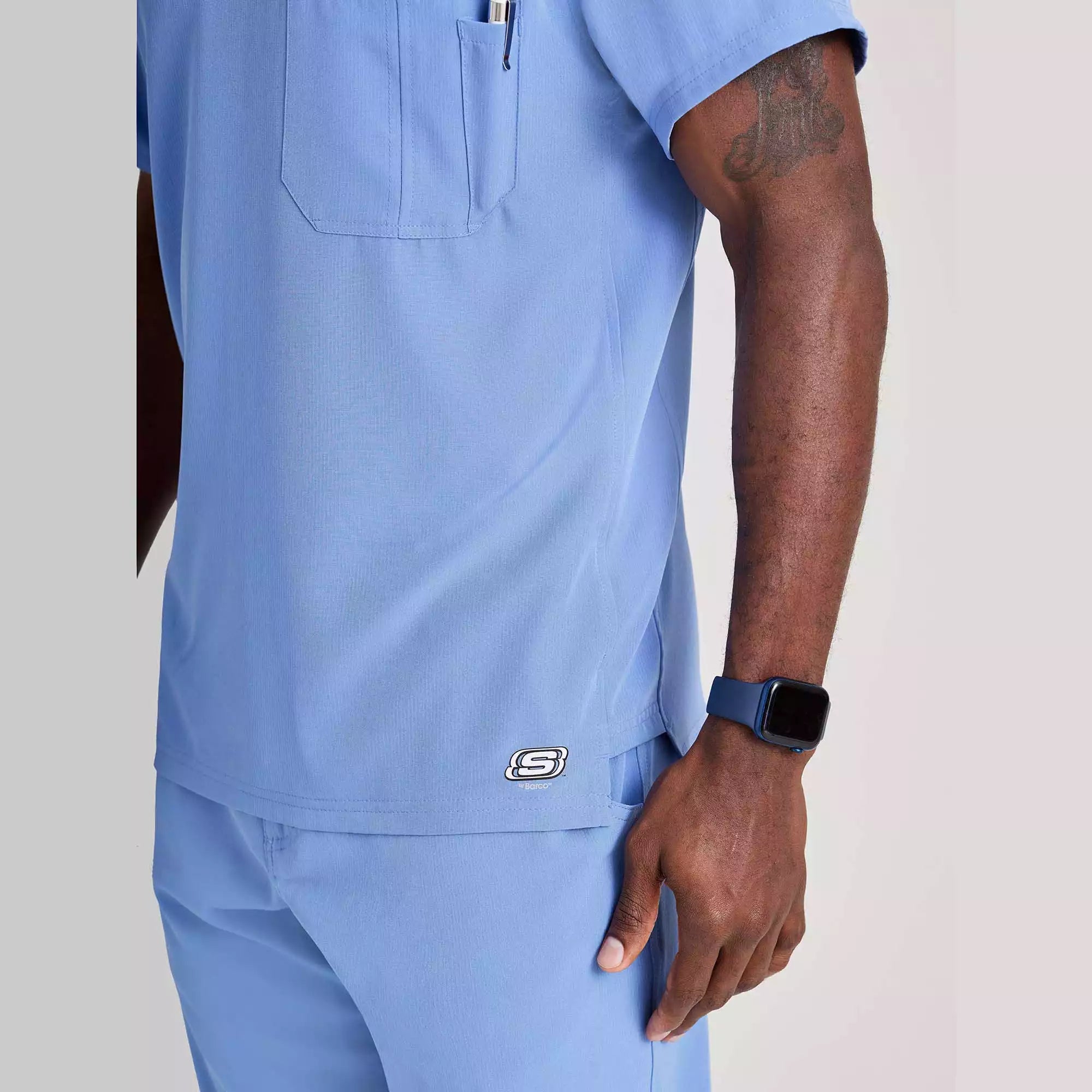 Men's V-Neck Cargo Pocket Scrub Top | SK0112