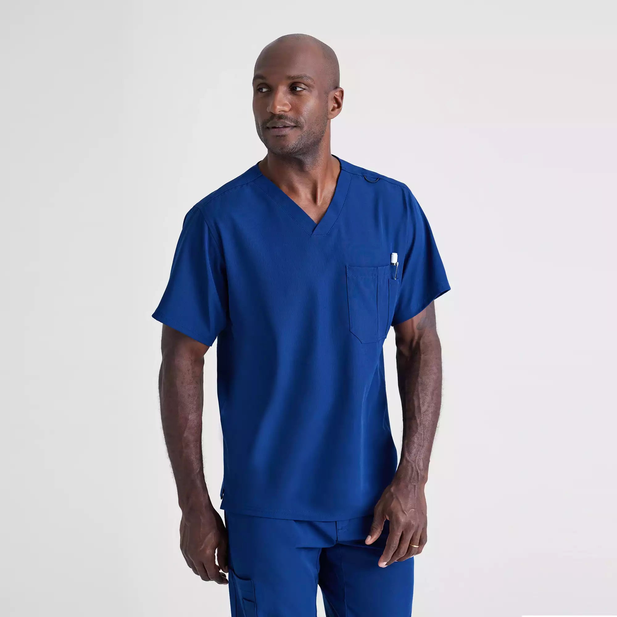 Men's V-Neck Cargo Pocket Scrub Top | SK0112
