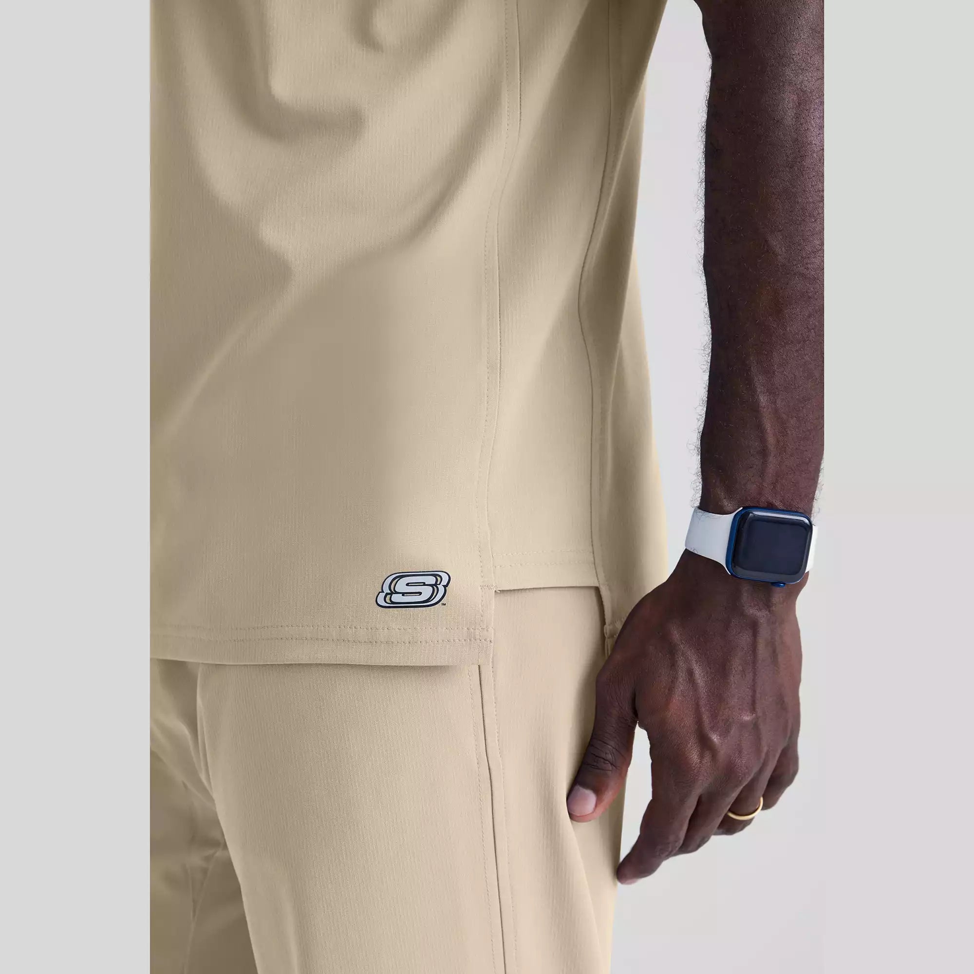 Men's V-Neck Cargo Pocket Scrub Top | SK0112