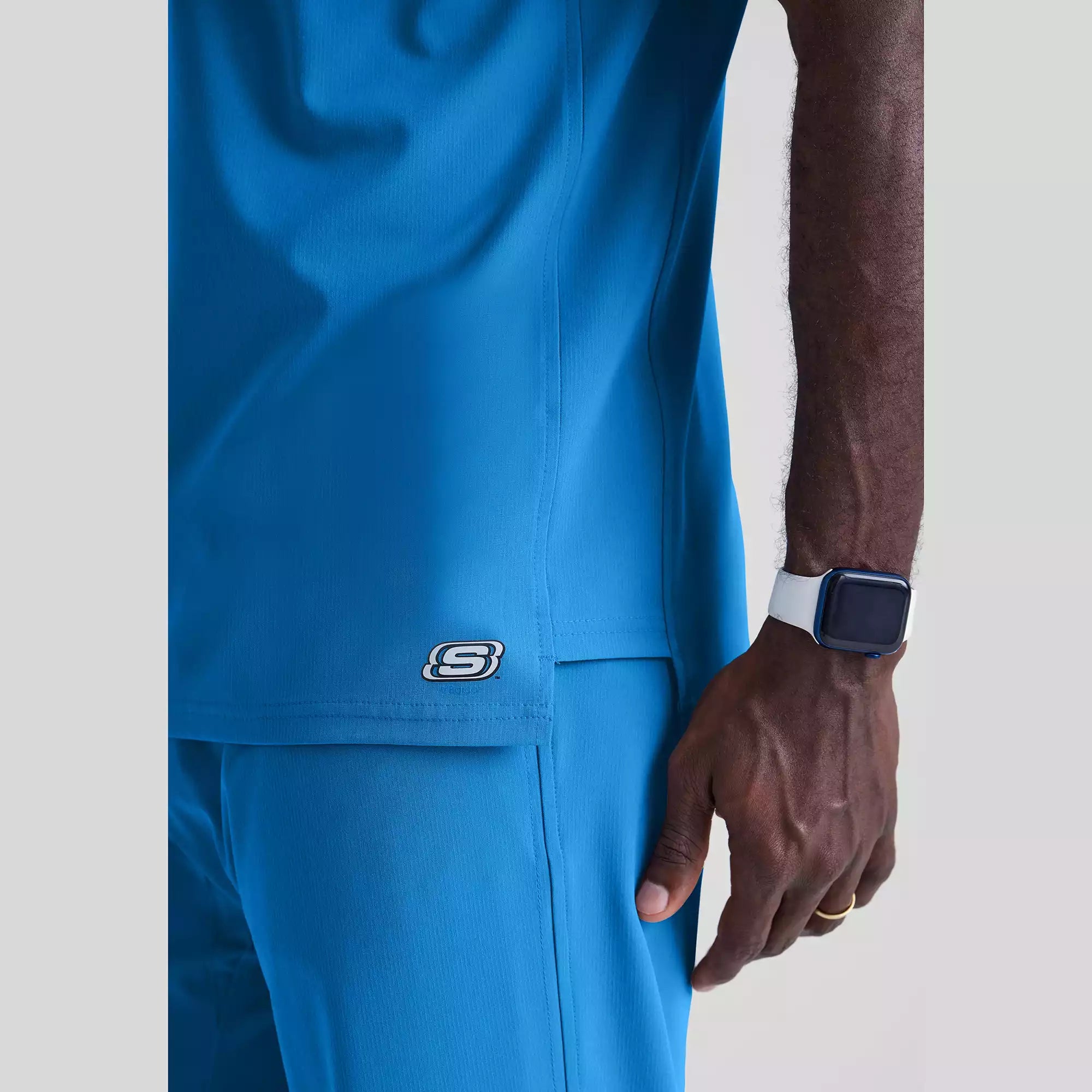 Men's V-Neck Cargo Pocket Scrub Top | SK0112
