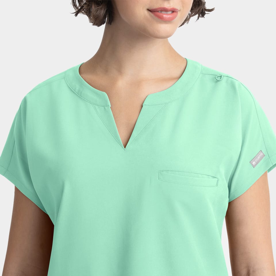 Women's Dolman 3 Pocket Top