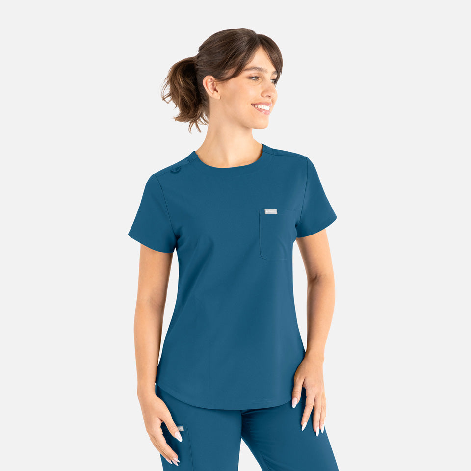Women's Tuckable Round Neck Top | 5005