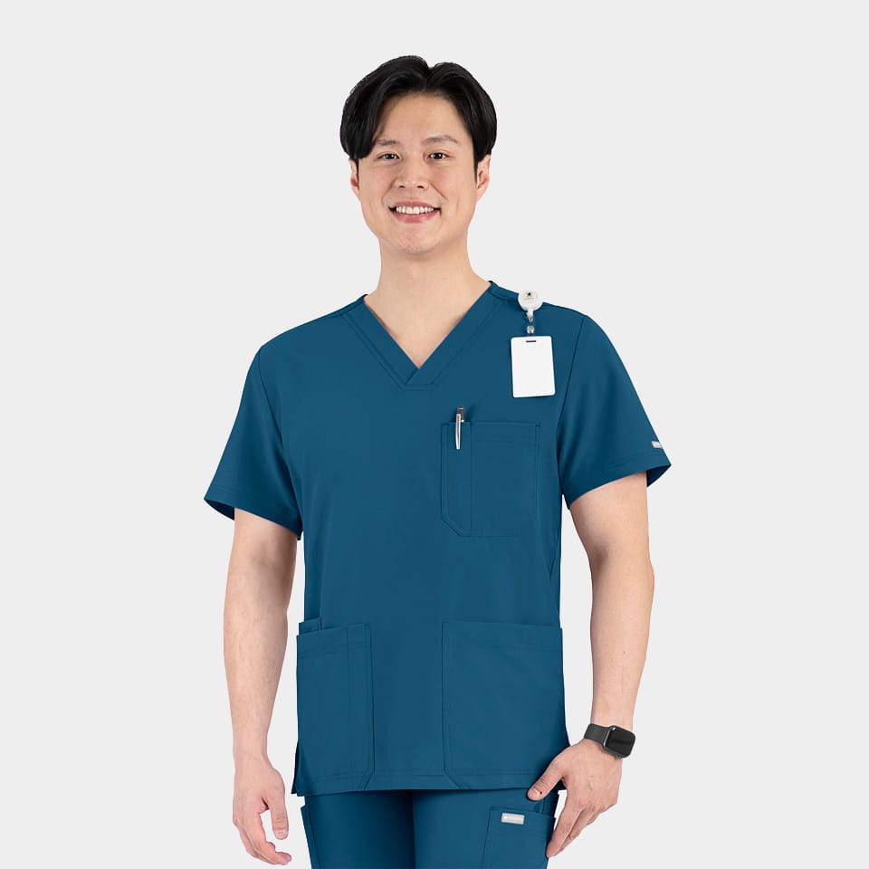 Men's 3-Pocket V-Neck Top | 5802