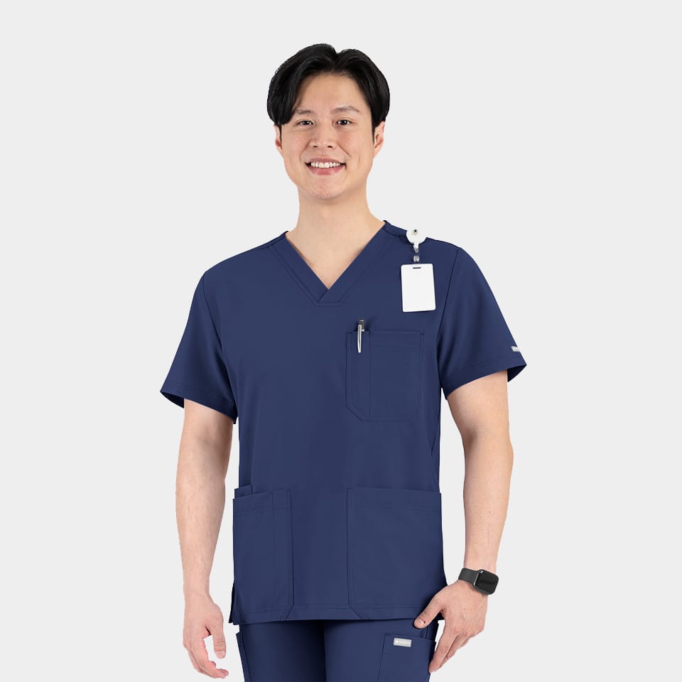 Men's 3-Pocket V-Neck Top | 5802