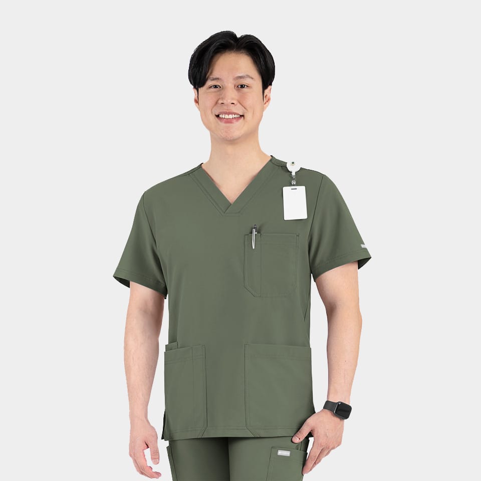 Men's 3-Pocket V-Neck Top | 5802