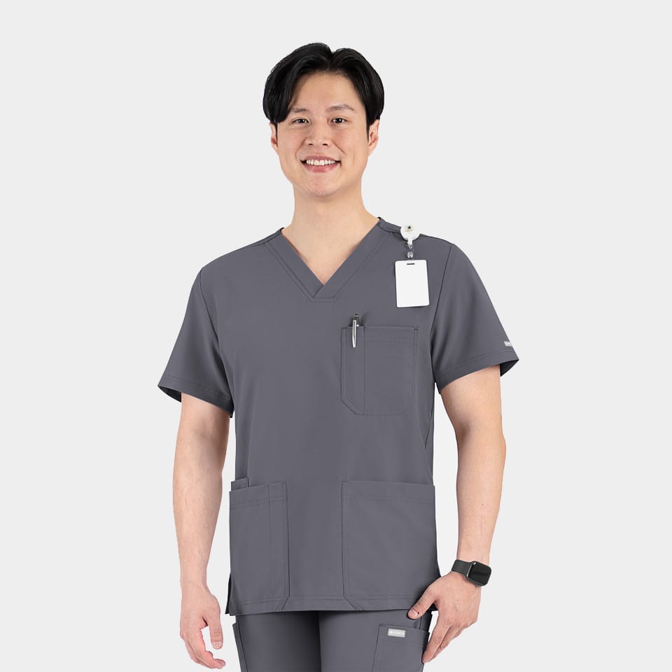 Men's 3-Pocket V-Neck Top | 5802