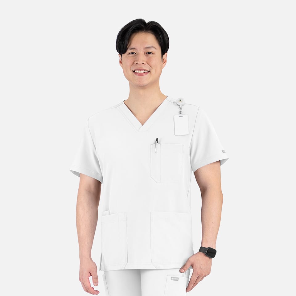 Men's 3-Pocket V-Neck Top | 5802
