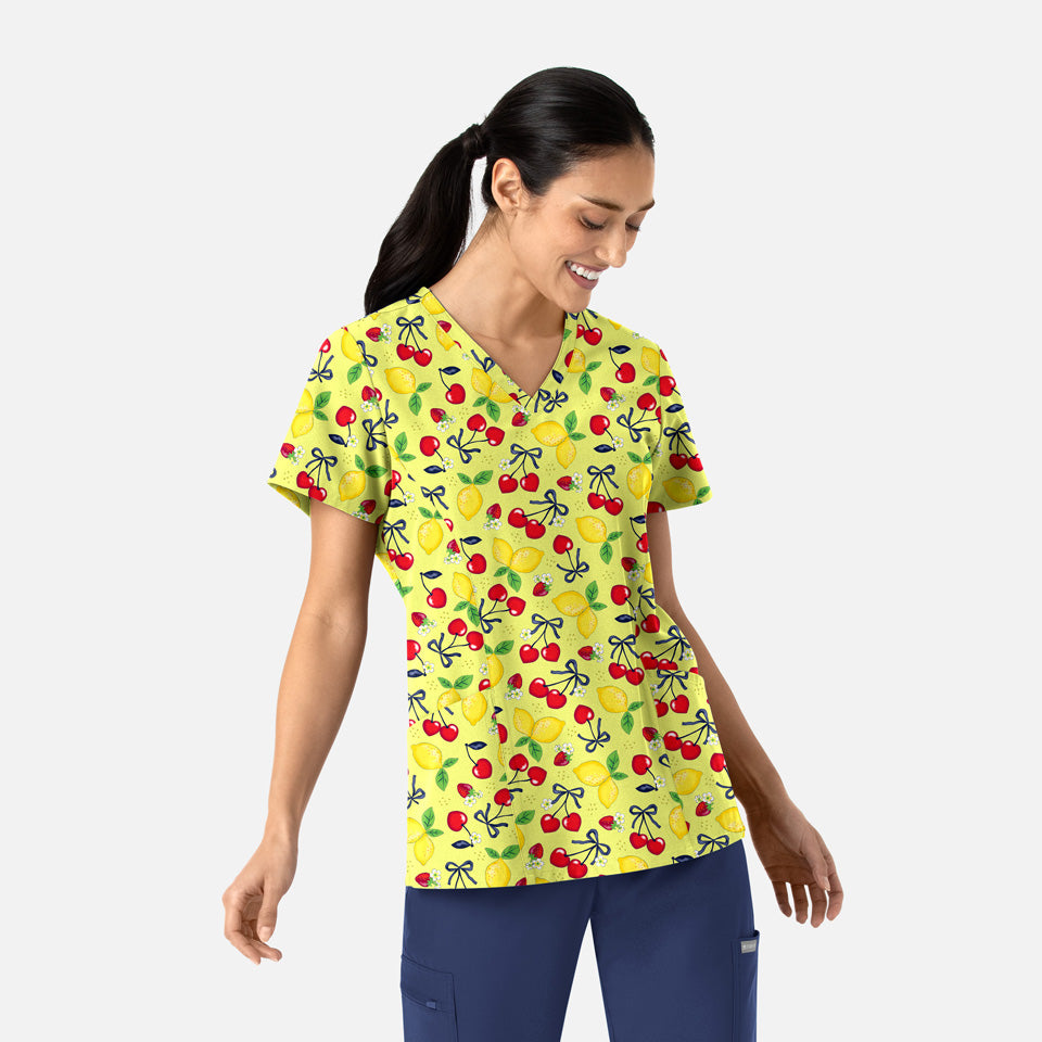 Women's Curved V-Neck Print Top Cherry Berry Lemonade | 1797-CBYL