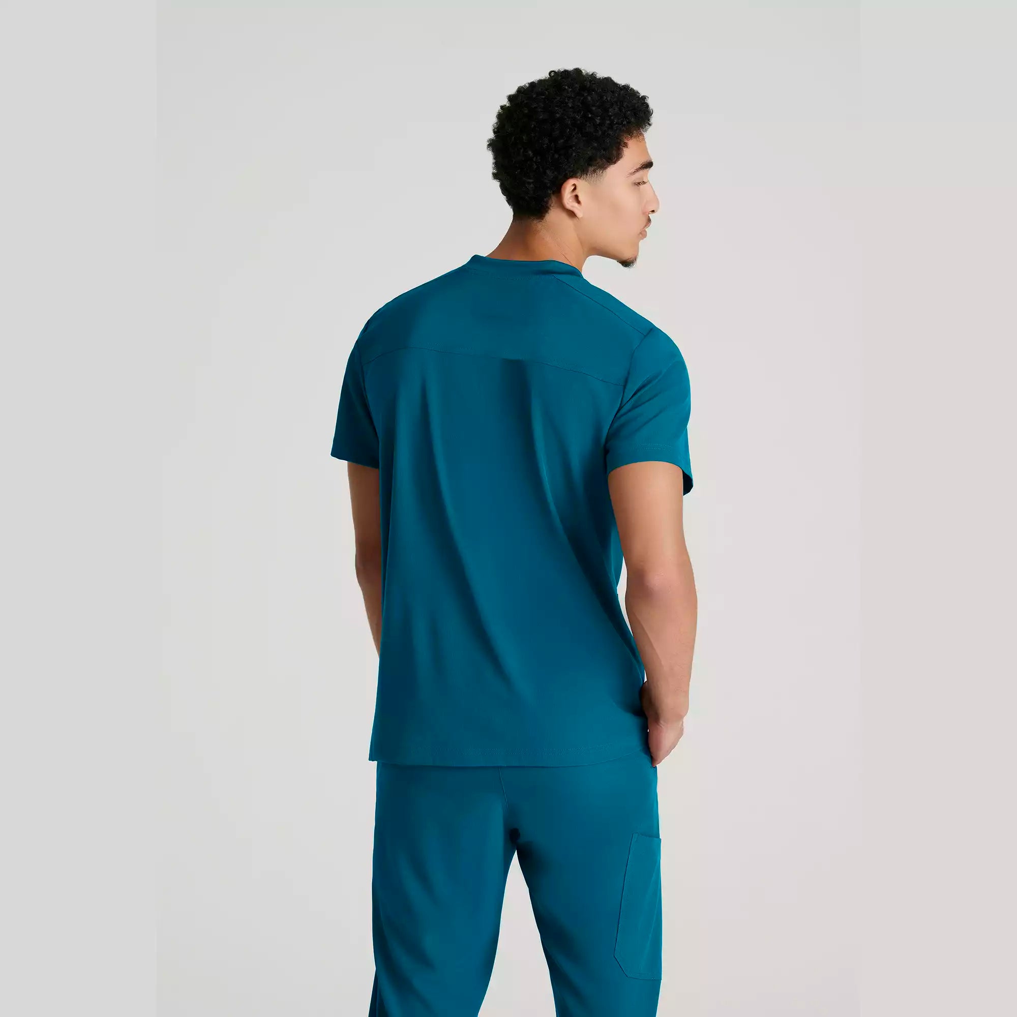 Skechers Men's 3 Pocket Round Neck Top | SKT193