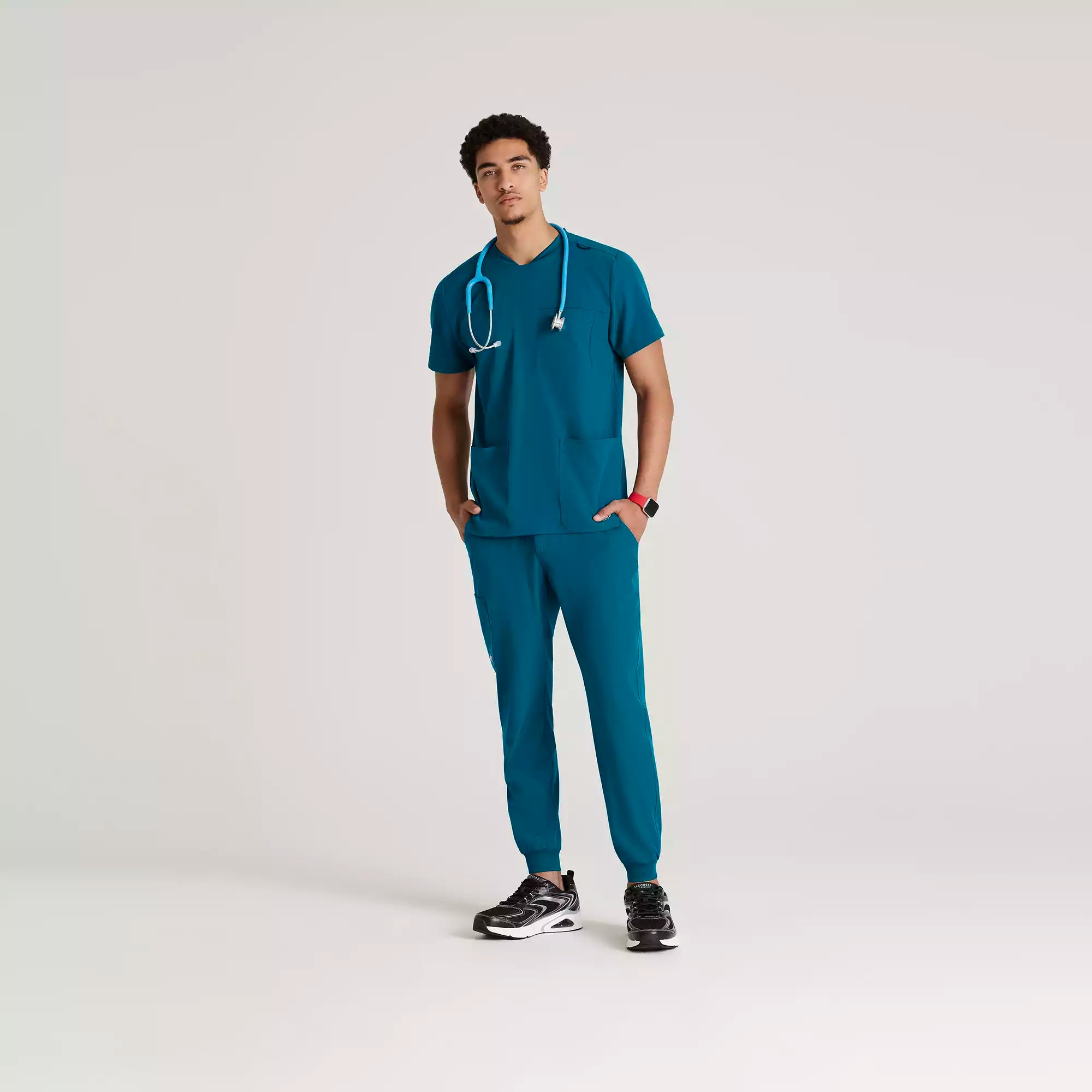 Skechers Men's 3 Pocket Round Neck Top | SKT193