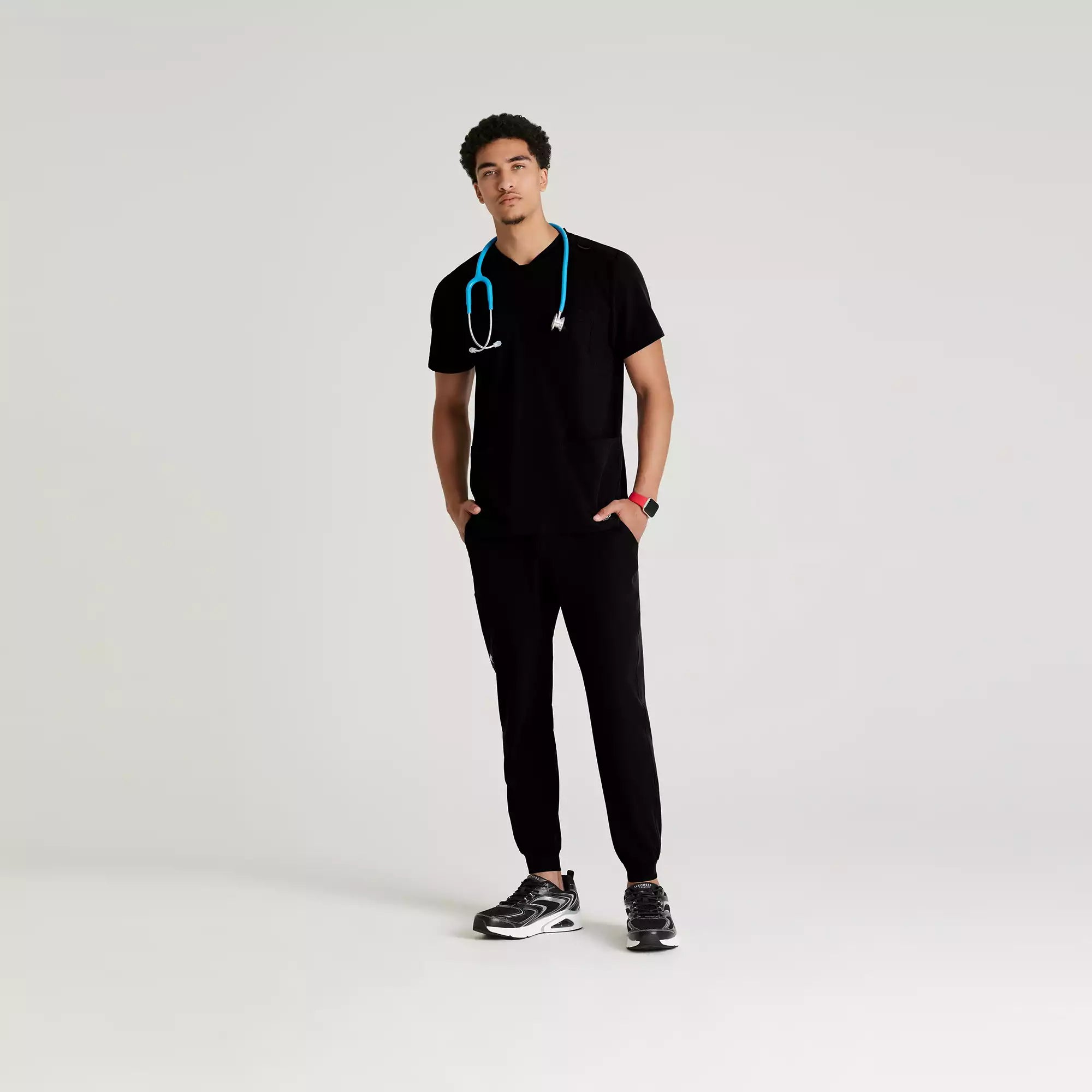 Skechers Men's 3 Pocket Round Neck Top | SKT193
