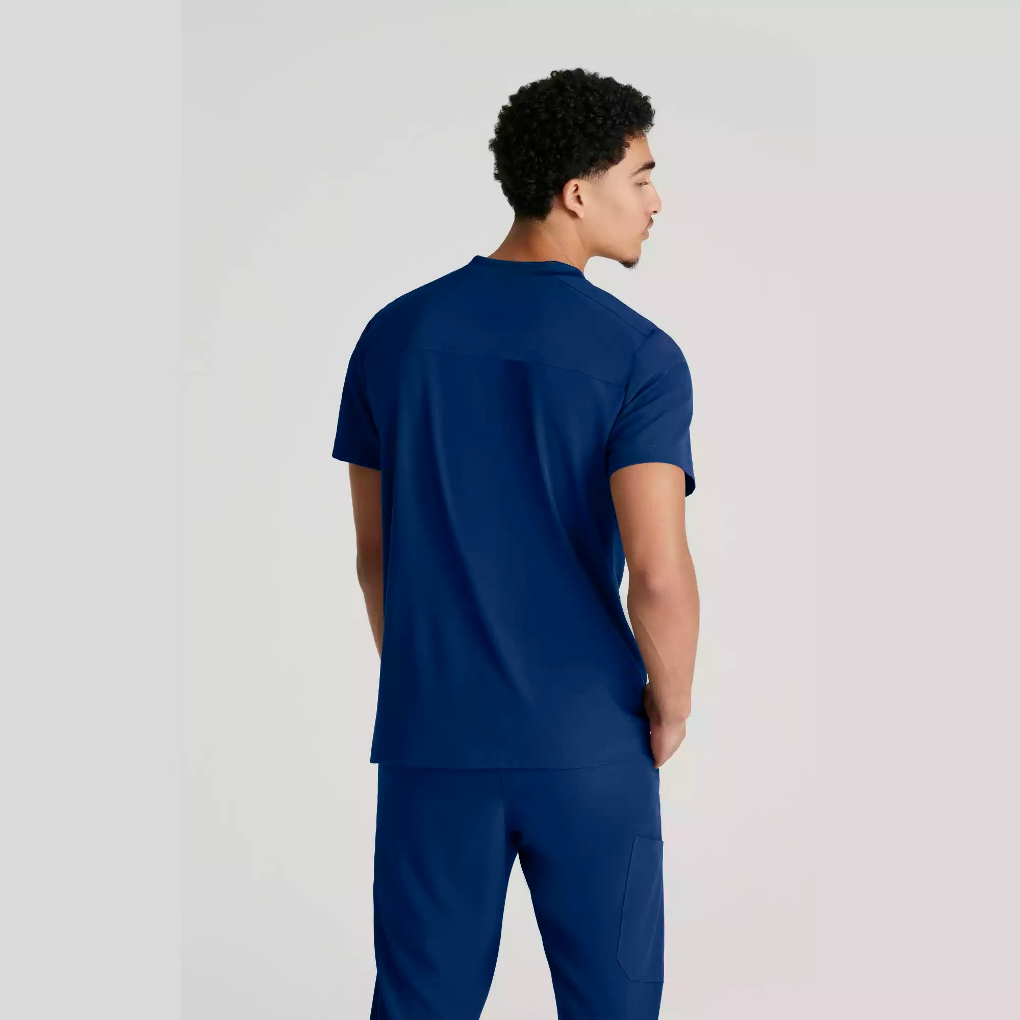 Skechers Men's 3 Pocket Round Neck Top | SKT193