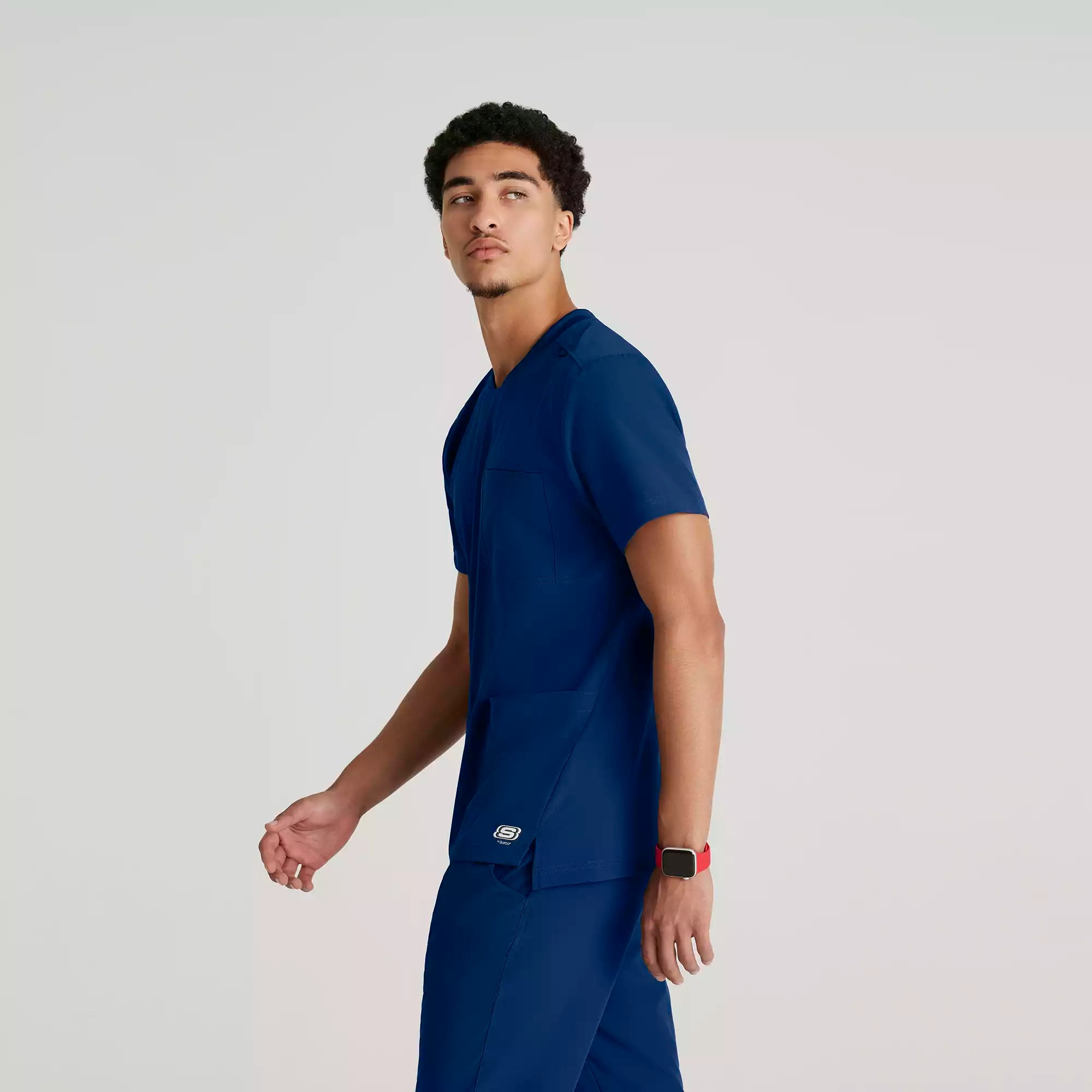 Skechers Men's 3 Pocket Round Neck Top | SKT193