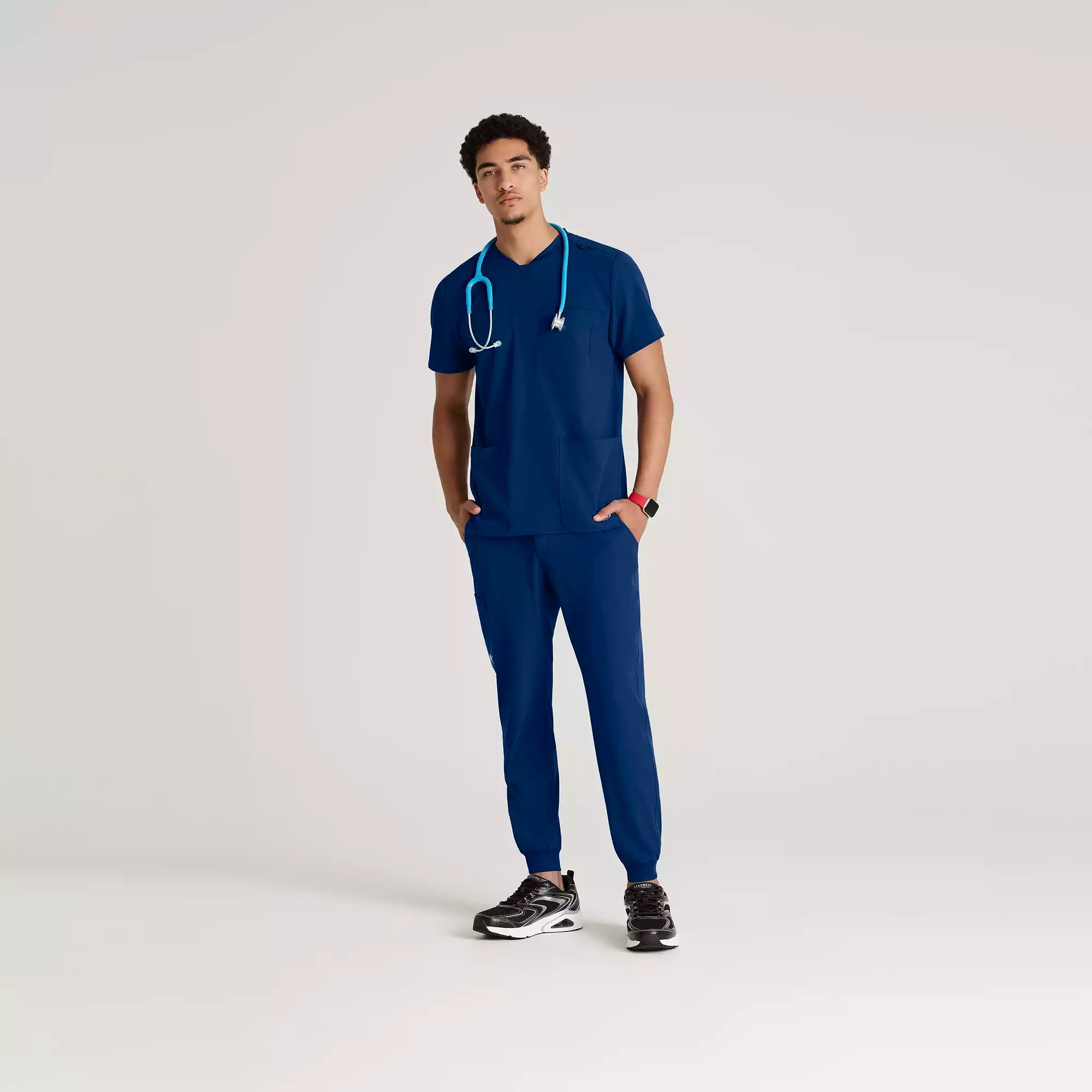Skechers Men's 3 Pocket Round Neck Top | SKT193