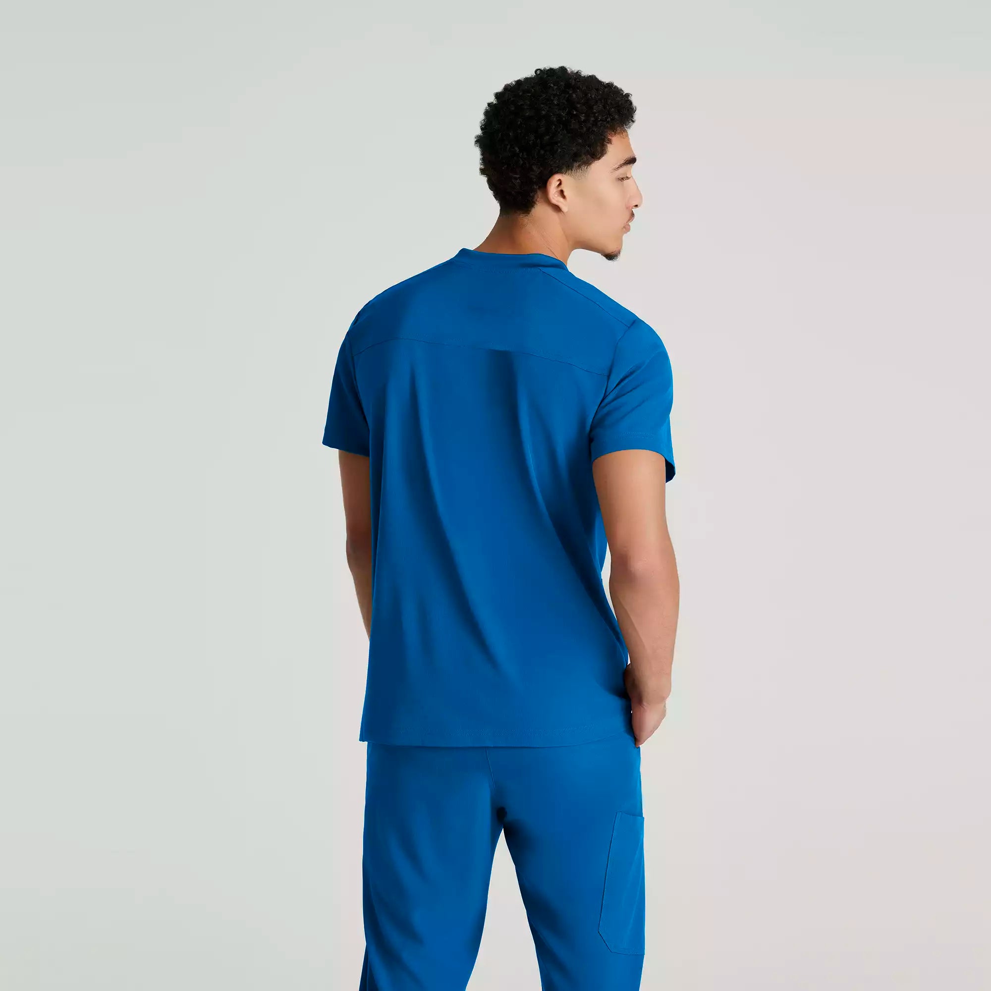 Skechers Men's 3 Pocket Round Neck Top | SKT193