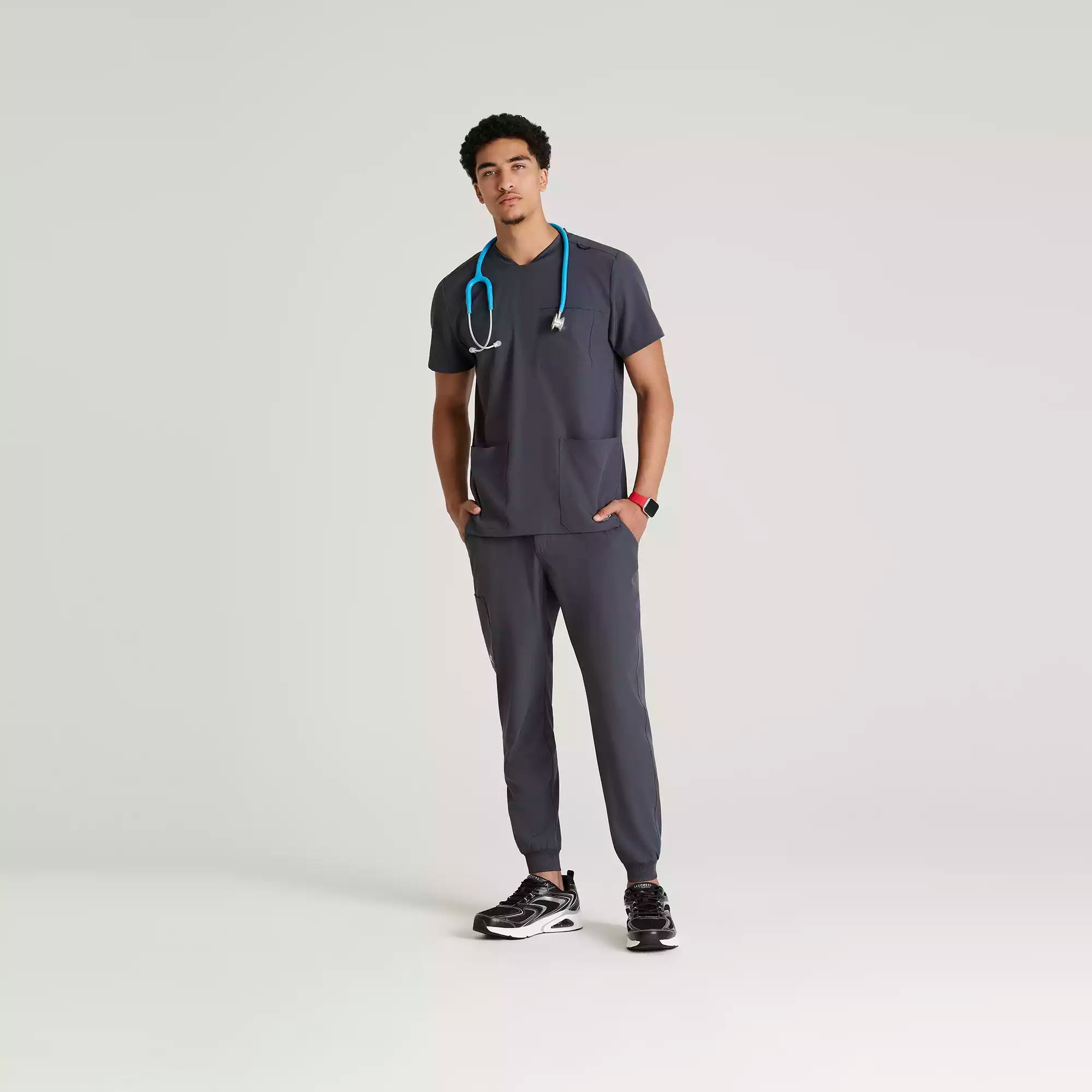 Skechers Men's 3 Pocket Round Neck Top | SKT193
