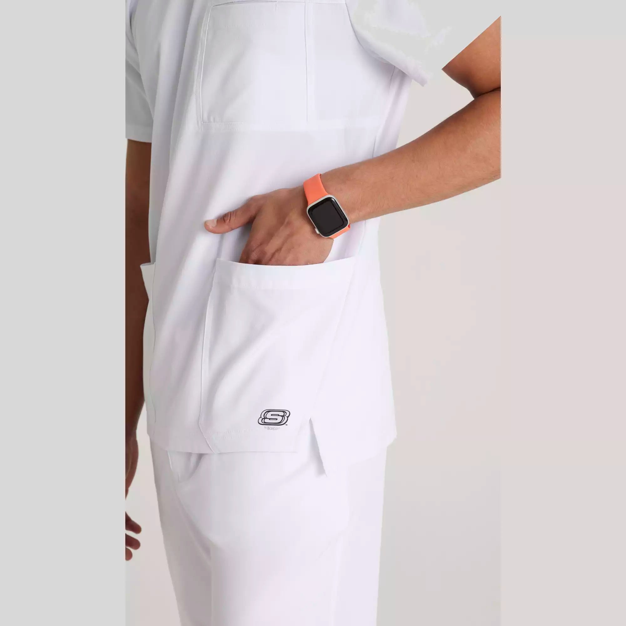 Skechers Men's 3 Pocket Round Neck Top | SKT193